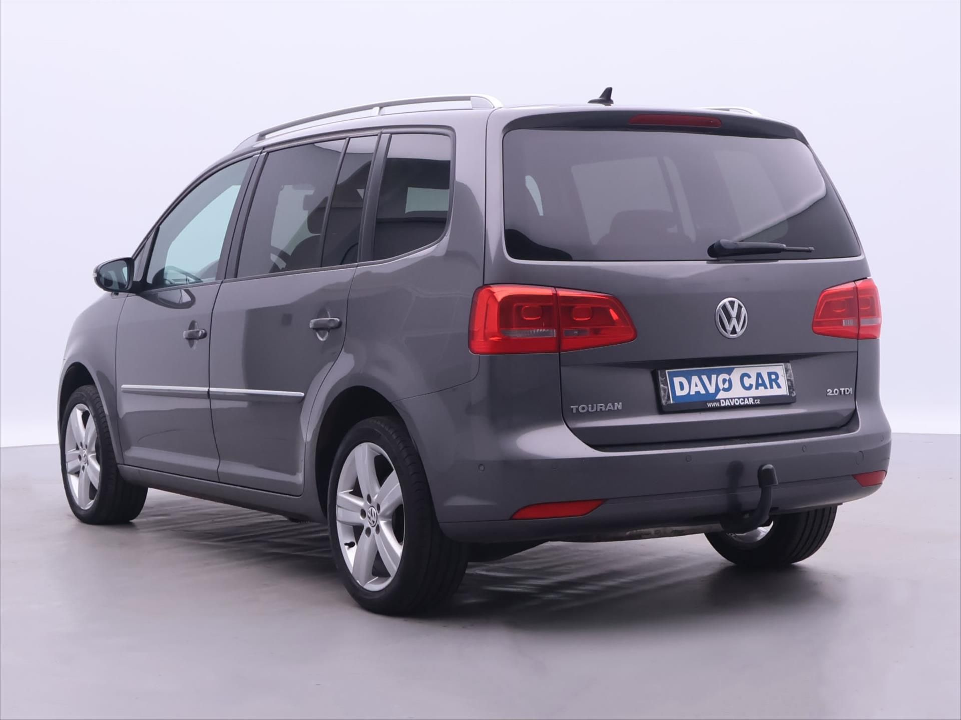 Volkswagen Touran, 2,0 TDI 125kW DSG Highline - fotka 6