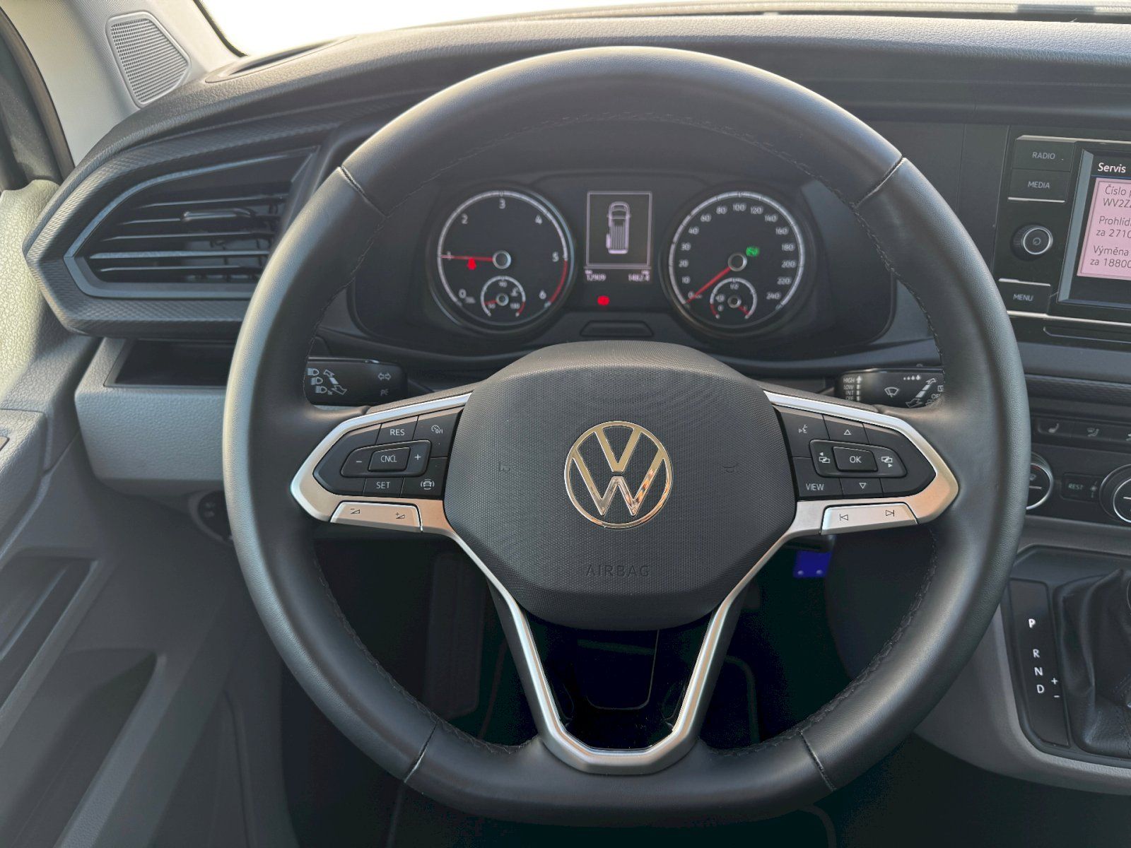 Volkswagen Caravelle, 2.0TDI CL DR DSG - fotka 5