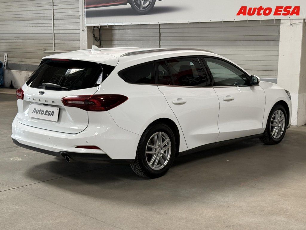 Ford Focus, 1.5TDCi,1.maj,ČR,Titanium - fotka 6