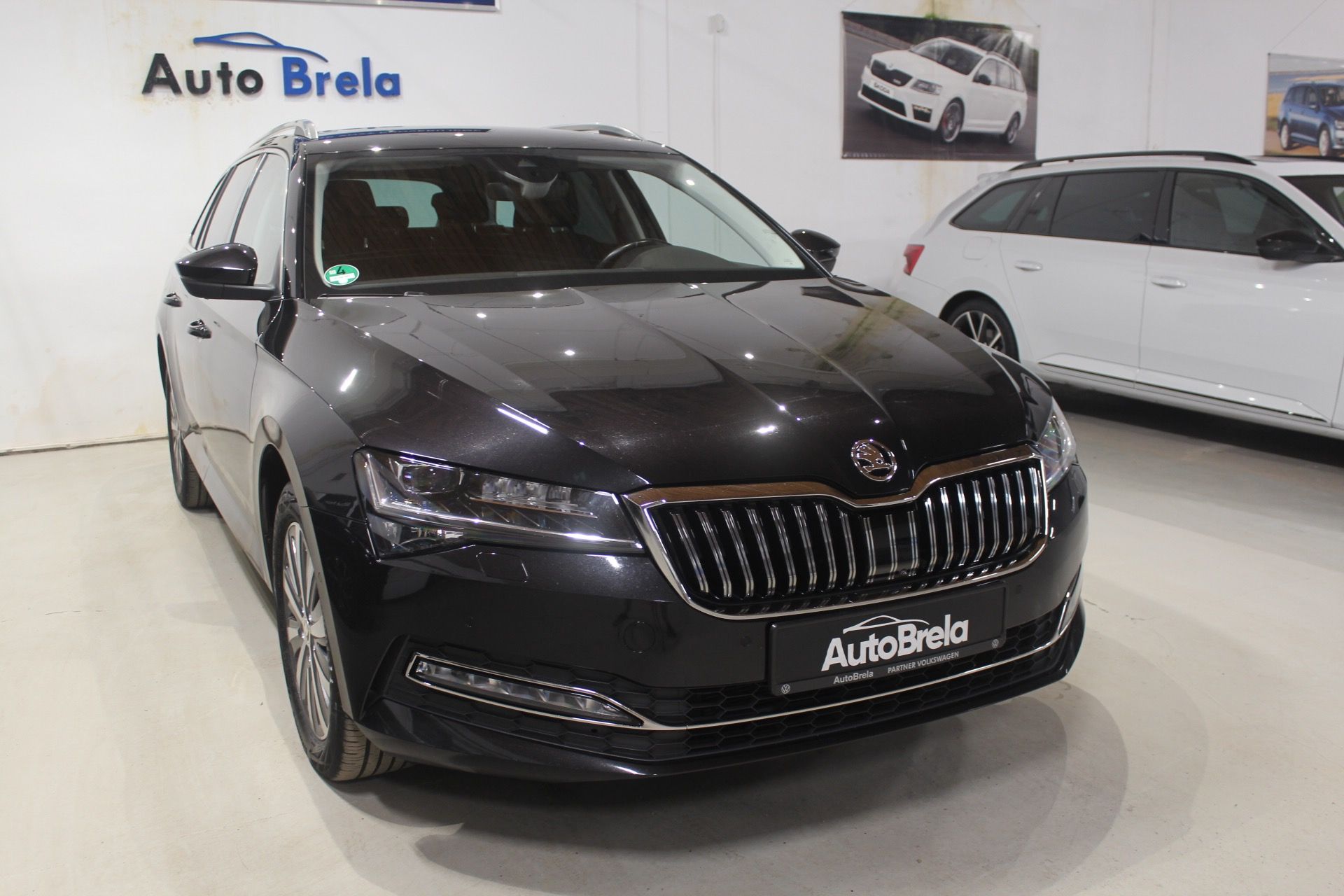 Škoda Superb, 2.0TDI DSG Nez.Topení Display - fotka 2