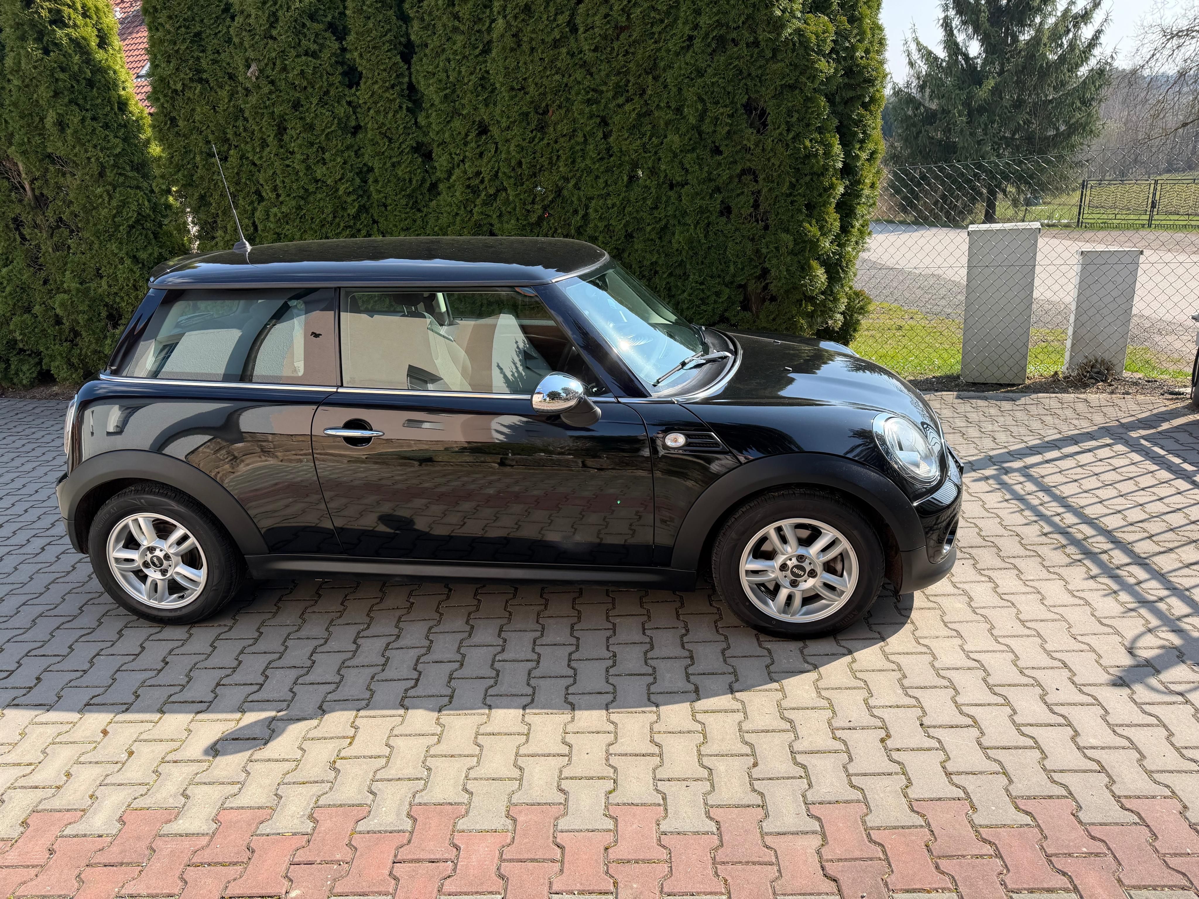 Mini One, 1,6i 1 Majitel pravidl.servis - fotka 2