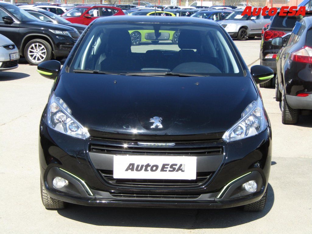 Peugeot 208, 1.2 PT,Active,park.aisist - fotka 2