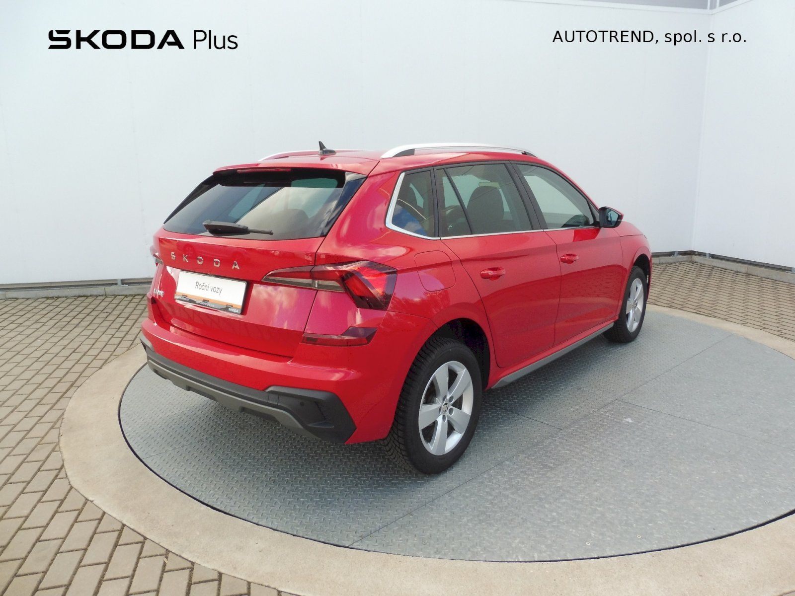 Škoda Kamiq, Top Selection 1,0 TSI 85kW DSG - fotka 2