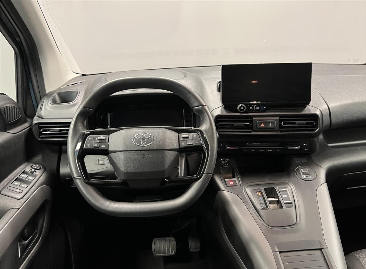 Toyota Proace City Verso, 1,5 D 8AT VIP L1 - fotka 5