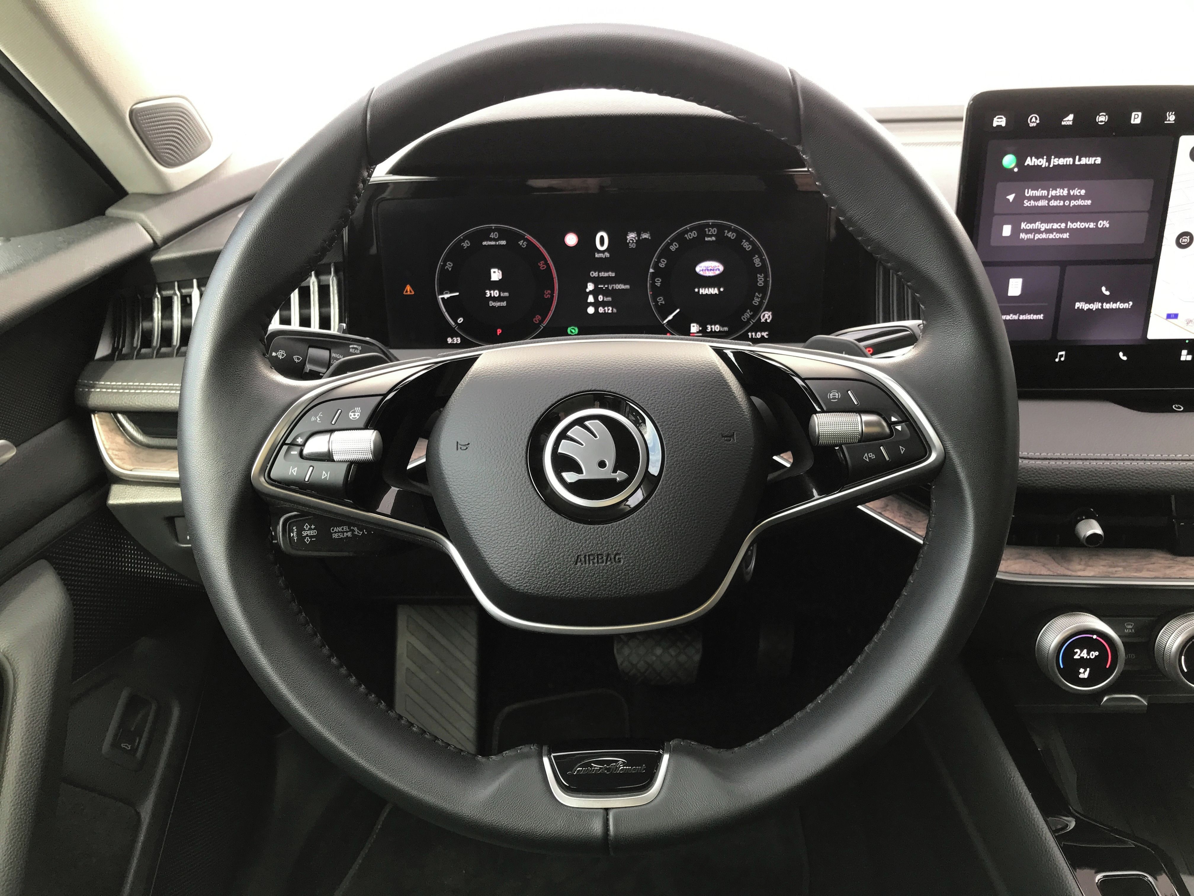 Škoda Superb, 4x4 TD 142kW L&K+TAŽNÉ+NEZ.TOP - fotka 6