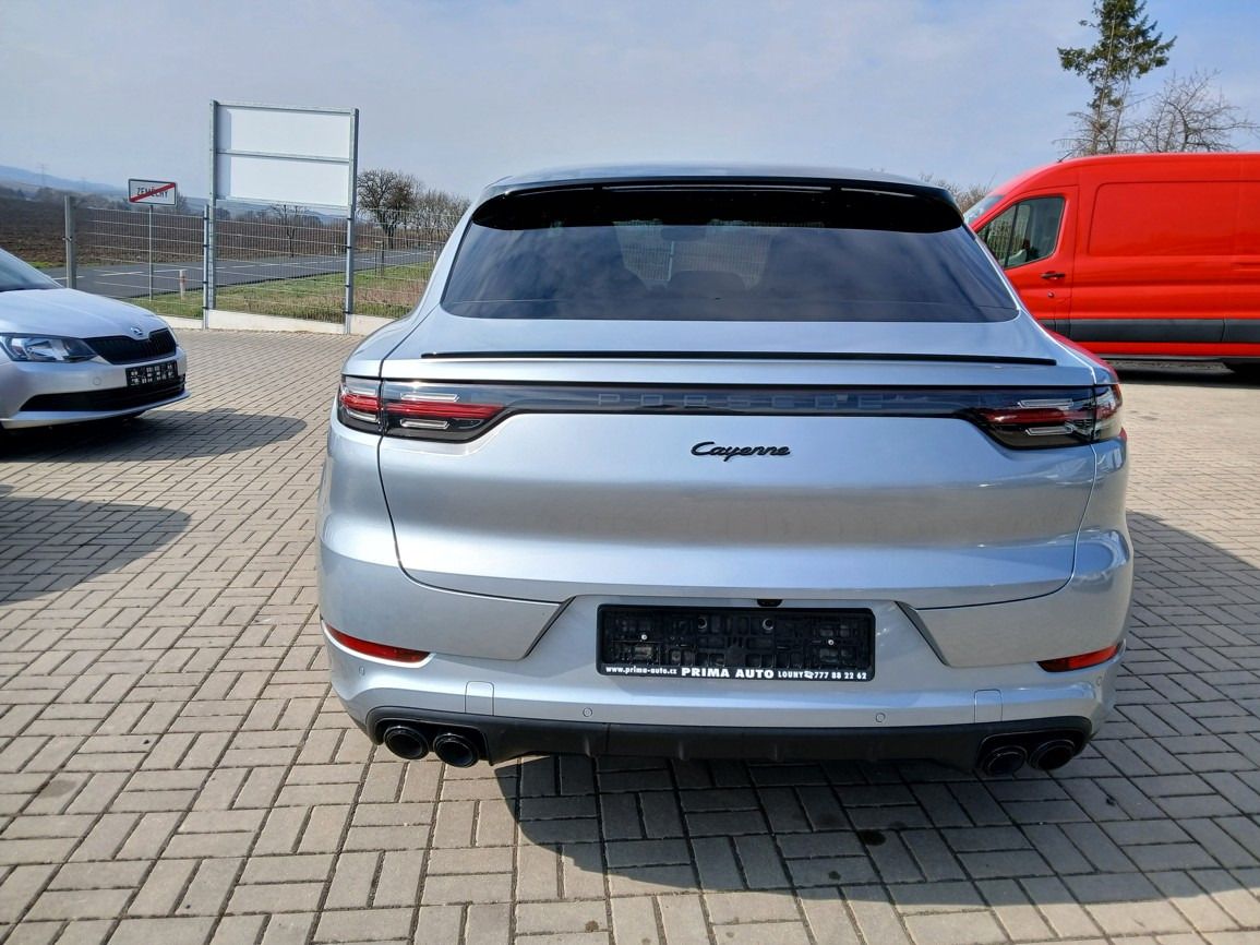 Porsche Cayenne, E-HYBRID - fotka 4