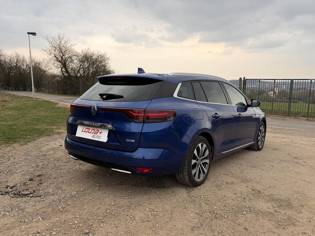 Renault Mégane, Intens 1.6 E-TECH 118 kW - fotka 5