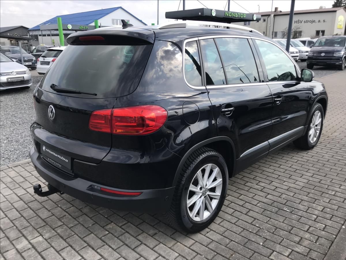 Volkswagen Tiguan, 2,0 - fotka 5