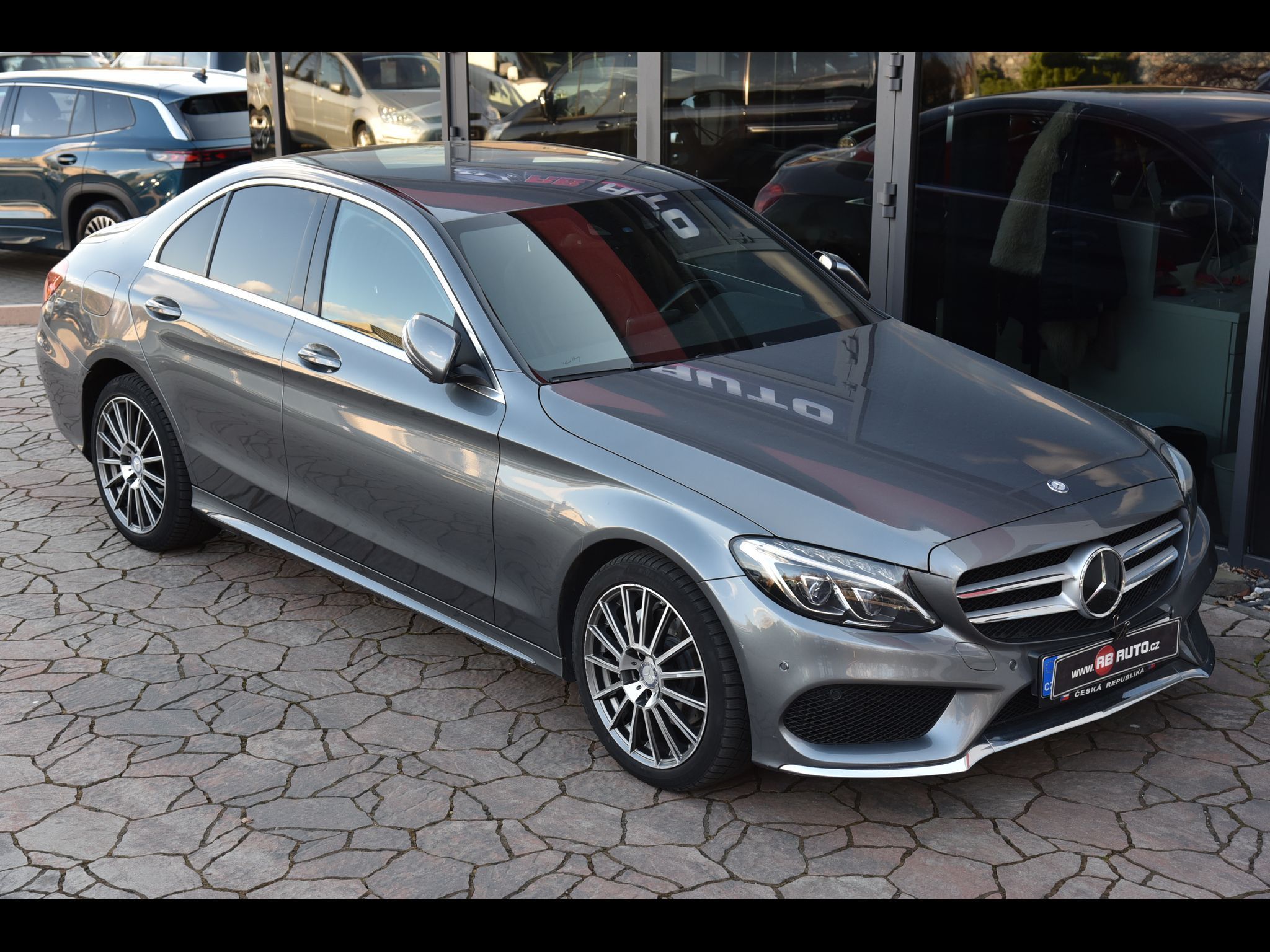 Mercedes-Benz Třídy C, 2.2 CDi 125 kw 4Matic - fotka 3