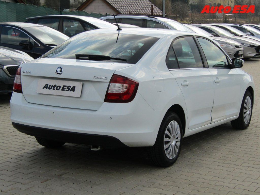 Škoda Rapid, 1.0 TSi,ČR,Style,xenon - fotka 6