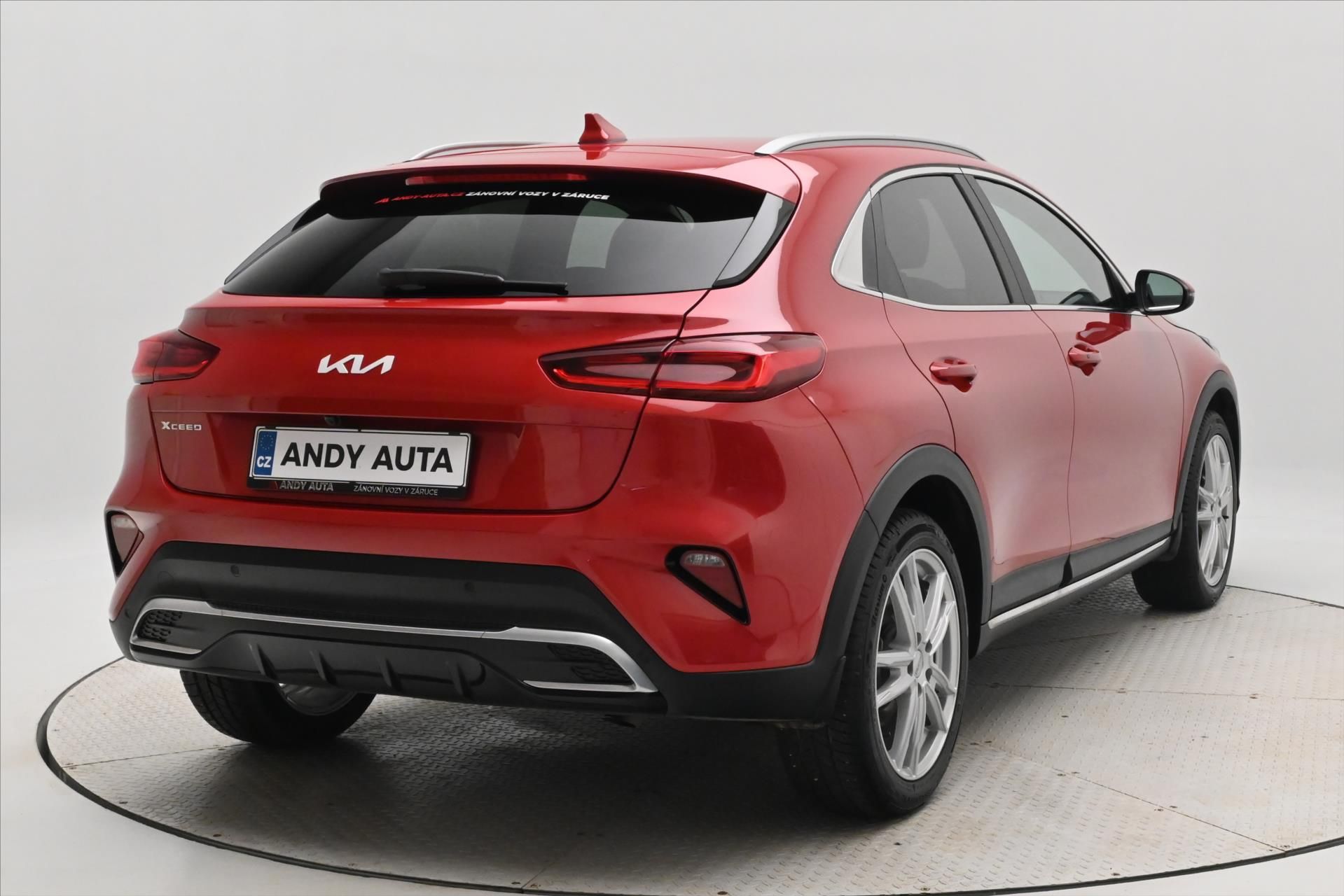 Kia XCee´d, 1,5 T-GDi 117kW Exclusiv Záruk - fotka 5