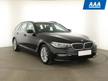 520d xDrive, NOVÁ CENA, 4X4