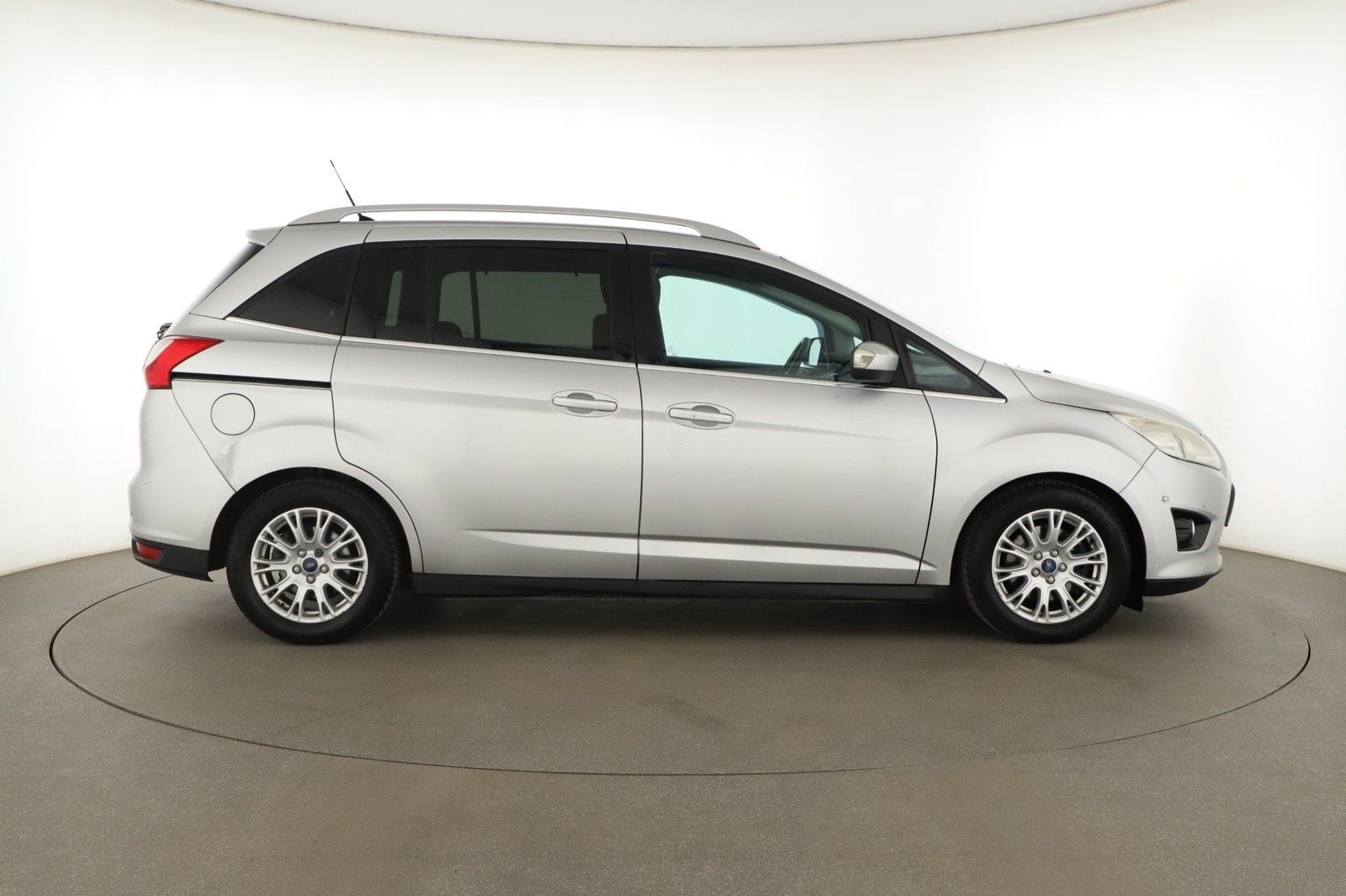 Ford Grand C-MAX, 1.6 TDCi, 7 míst - fotka 6