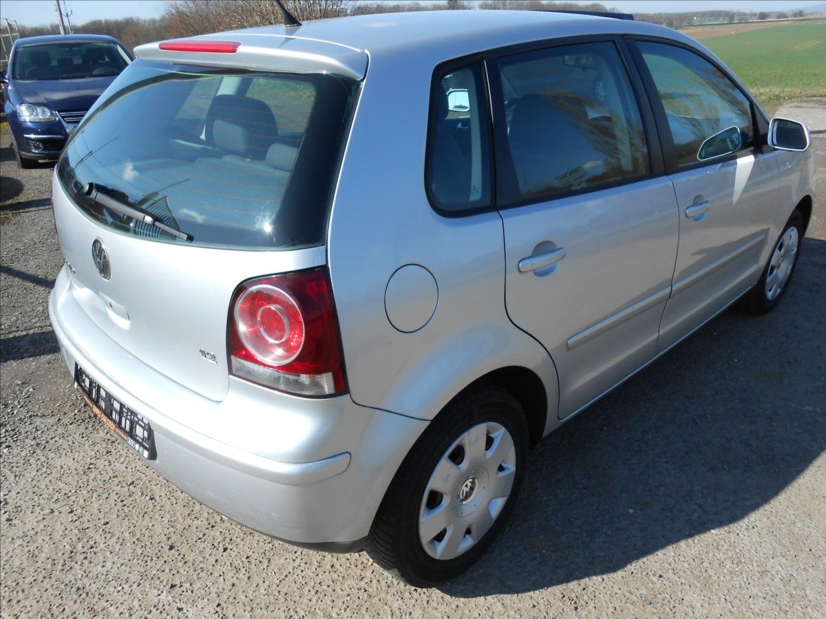 Volkswagen Polo, 1,2 47 kW KLIMA Serviska - fotka 3