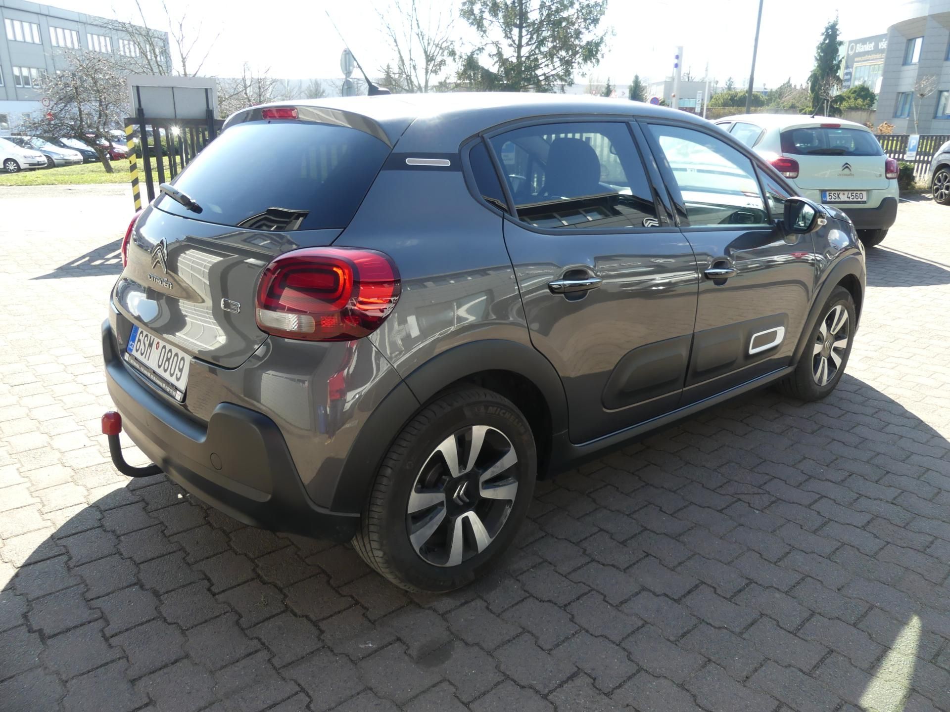Citroën C3, 1,2 PureTech 110 MAN6 SHINE+ - fotka 5