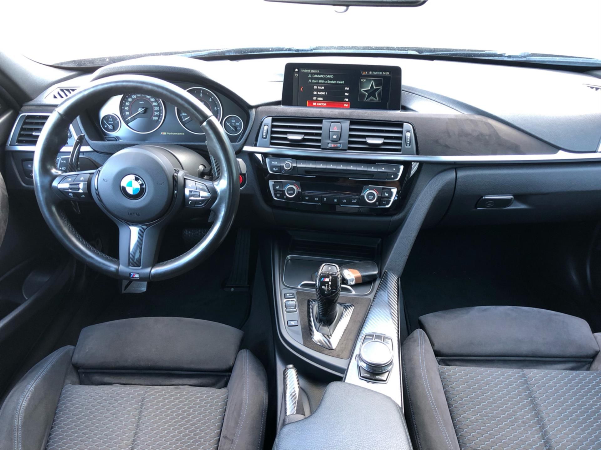 BMW Řada 3, d xDrive M paket - fotka 6