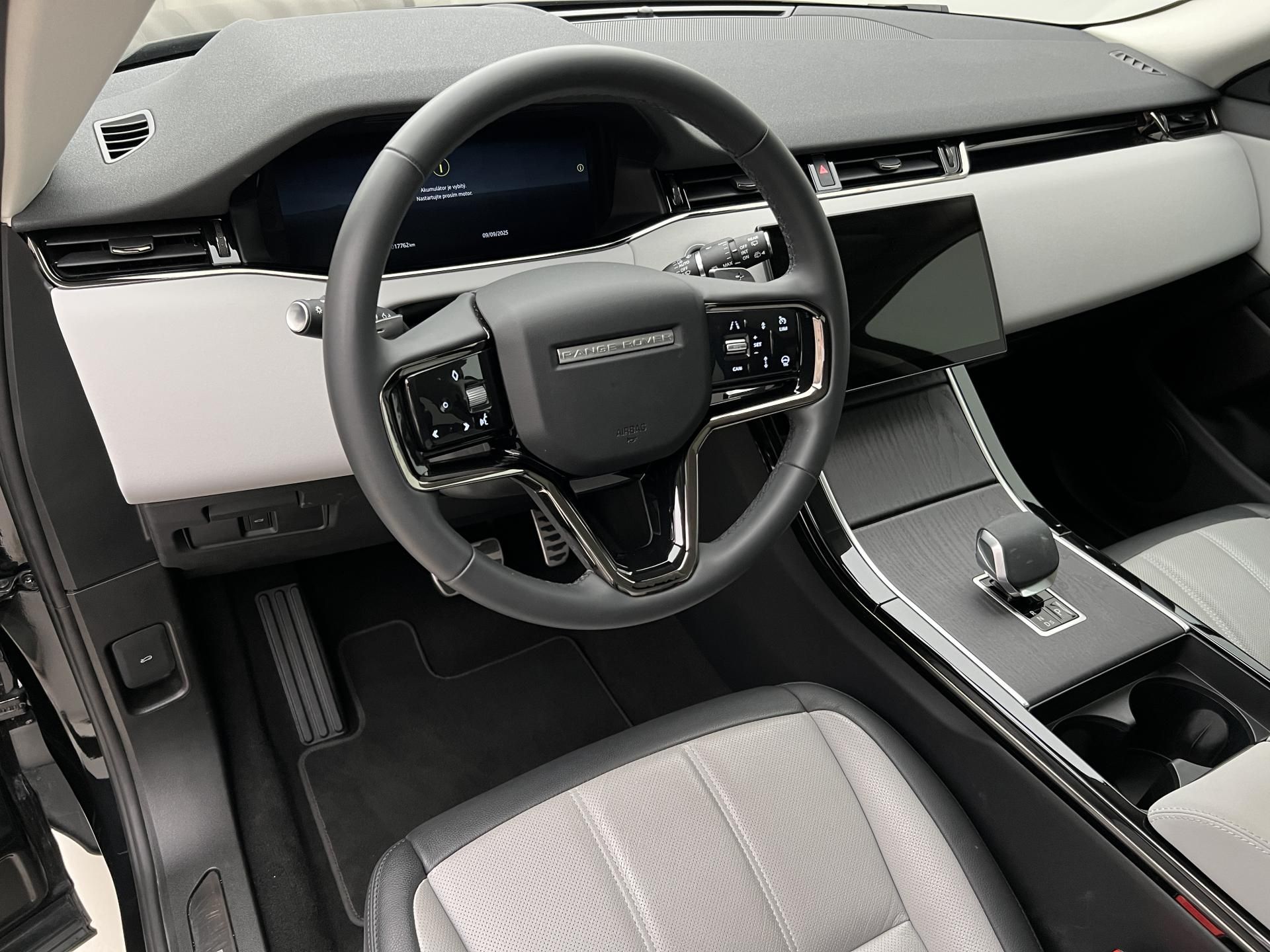 Land Rover Range Rover Evoque, P250 DYNAMIC SE AWD AUT CZ - fotka 4