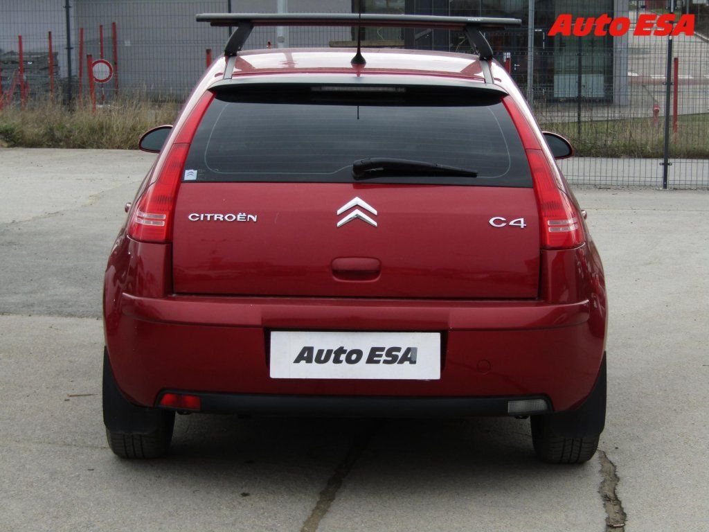 Citroën C4, 1.4 16V,1.maj,ČR,AC - fotka 5