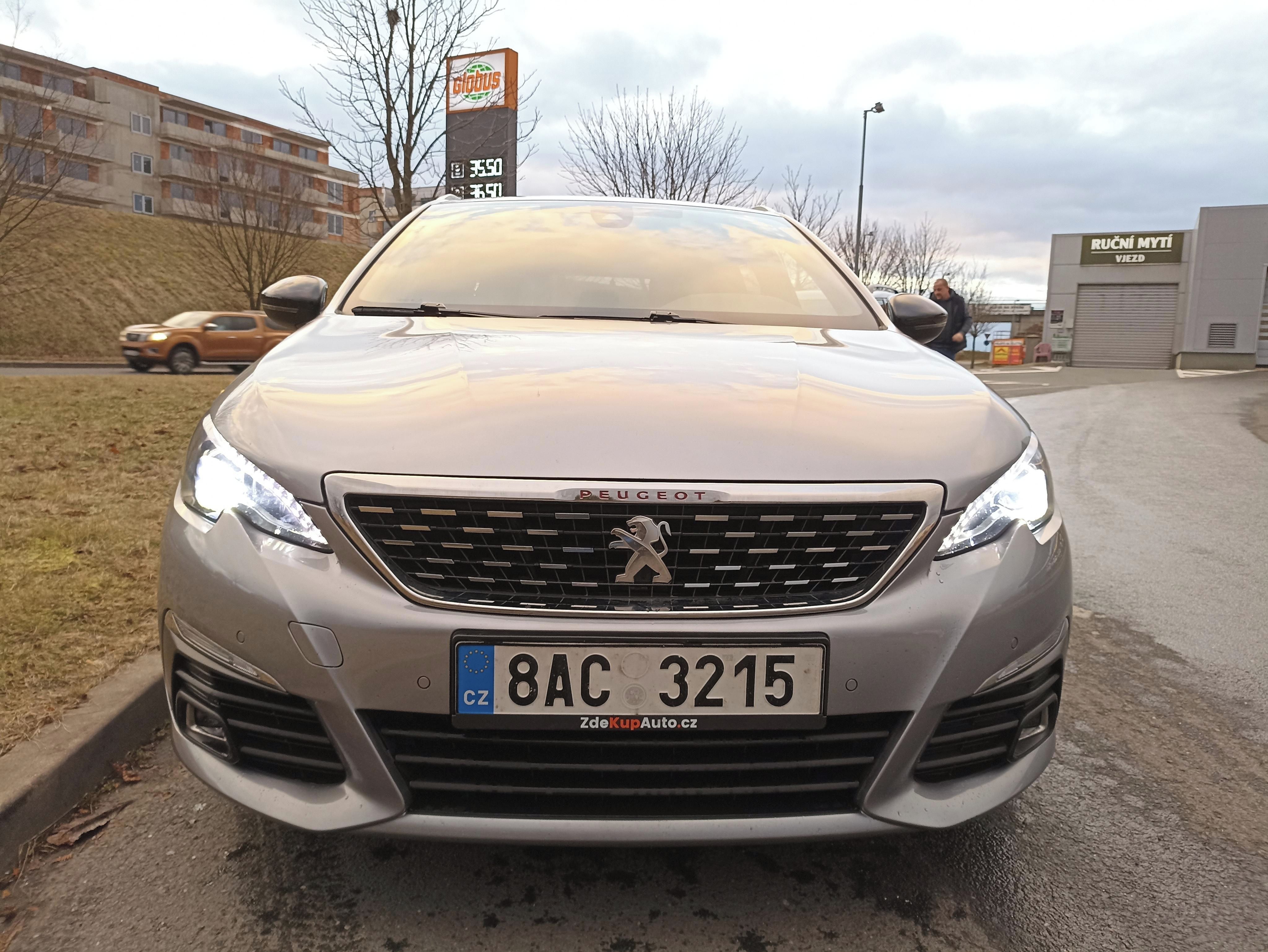 Peugeot 308, 1.5 HDi, 96 kW, GTline - fotka 2