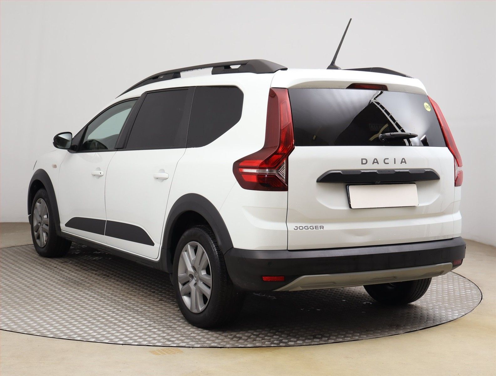Dacia Jogger, 1.0 TCe, LPG, ČR,1.maj - fotka 4