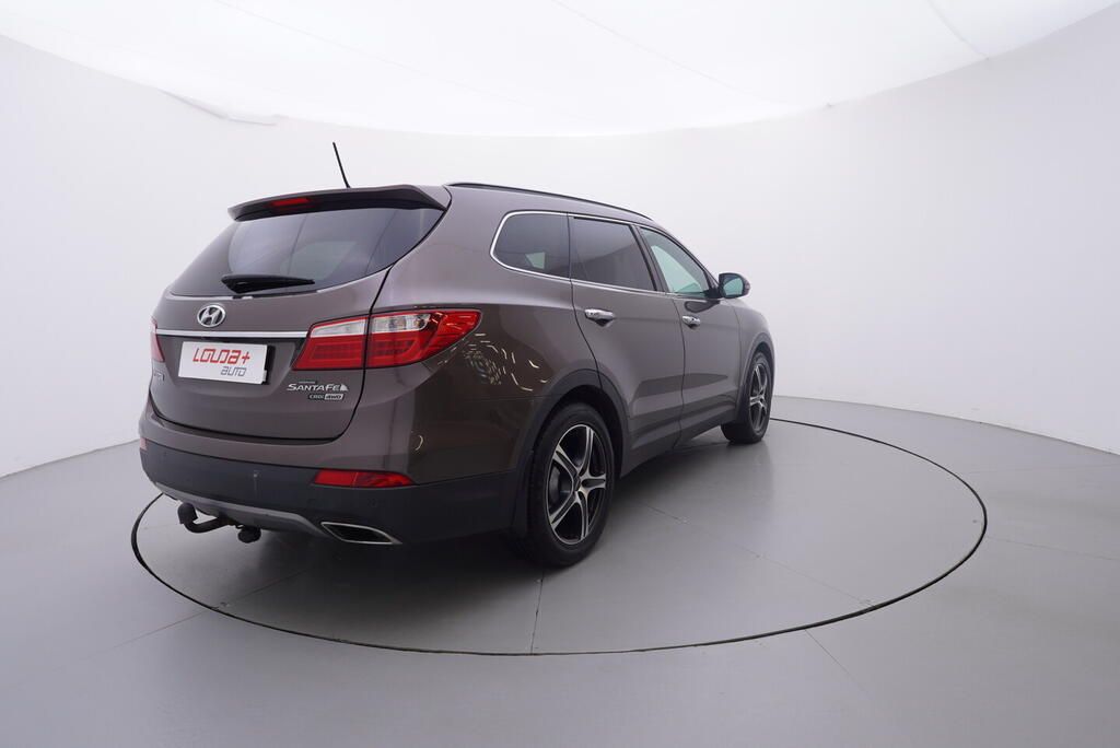 Hyundai Grand Santa Fe, Luxury 2.2 145 kW - fotka 5