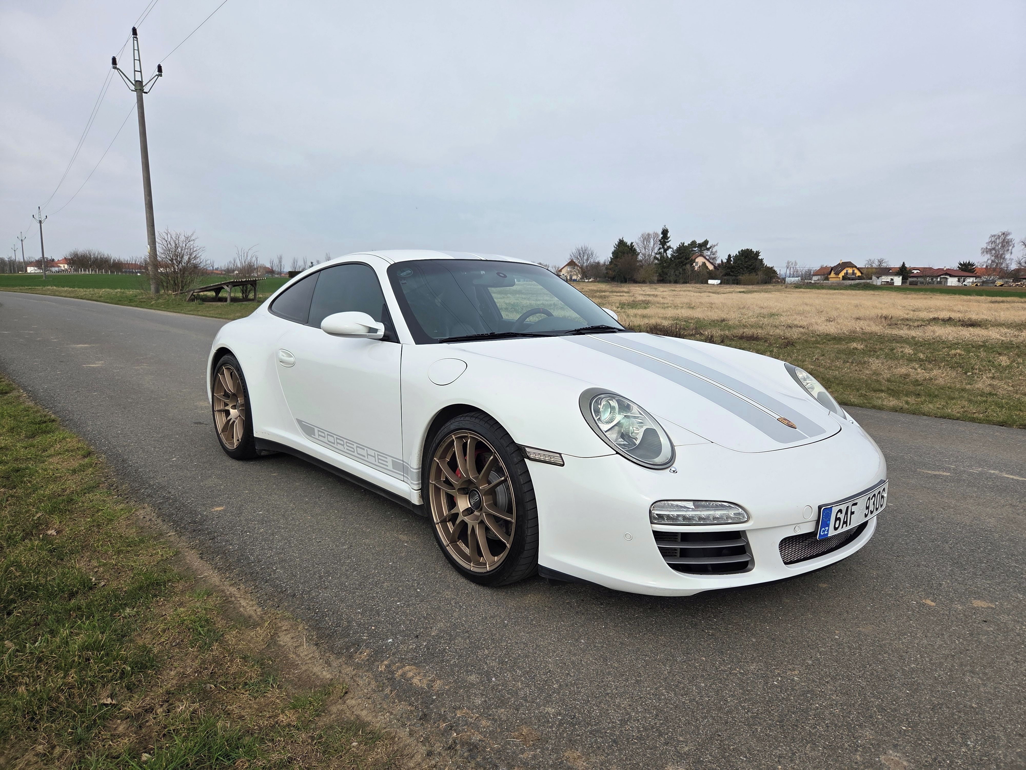 Porsche 911, Carrera 4S - fotka 6