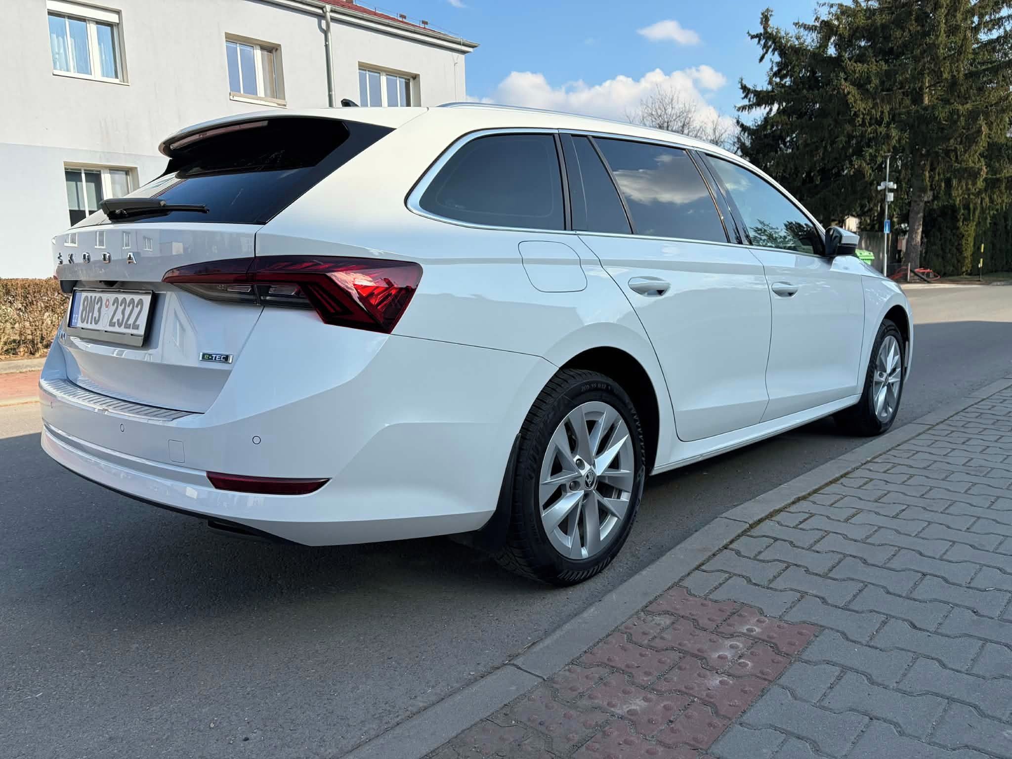 Škoda Octavia, 1,5 TSI m-HEV Style - fotka 6