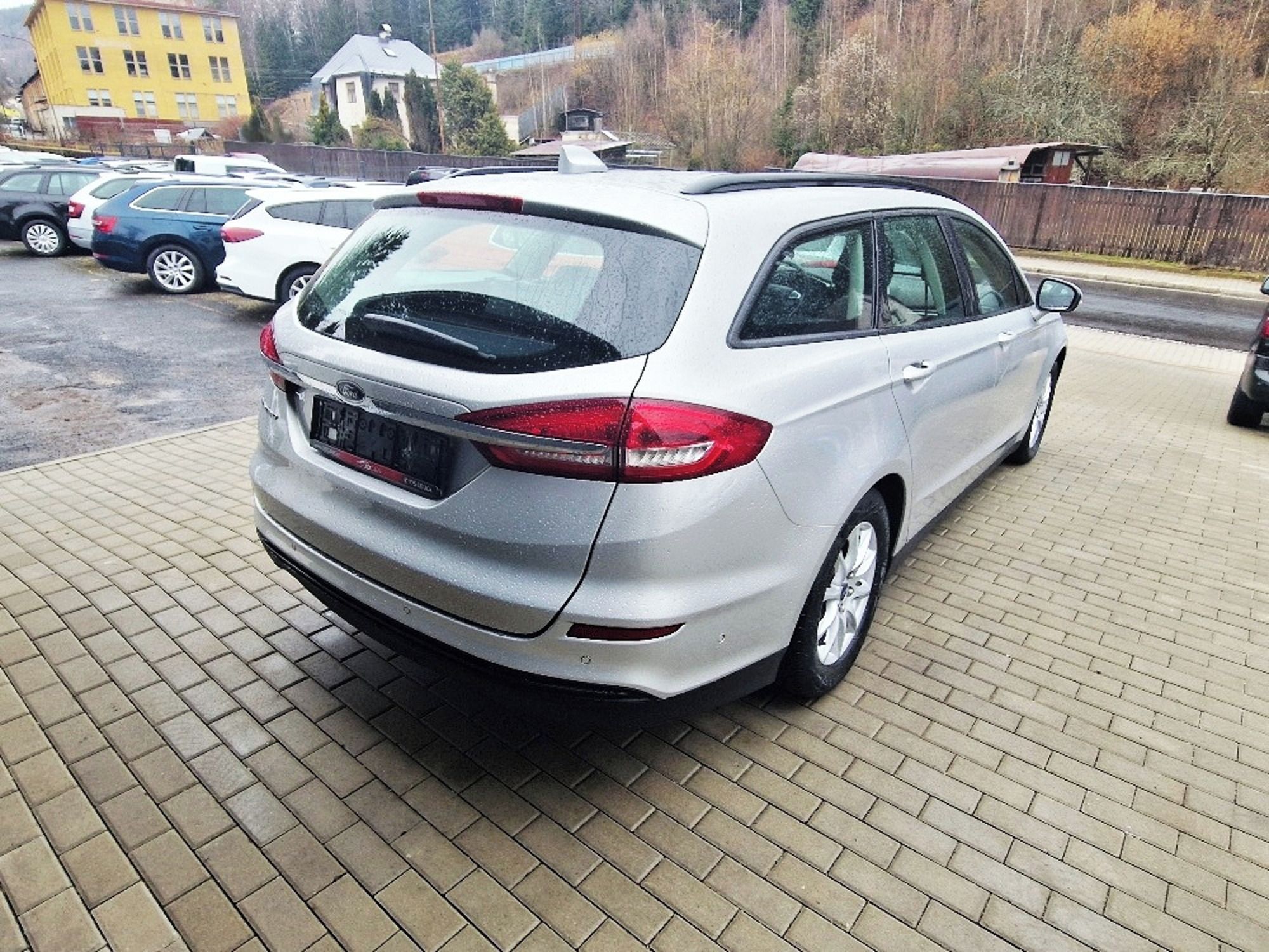 Ford Mondeo, 2.0 TDCi (110 kW), 111 tis.km - fotka 4