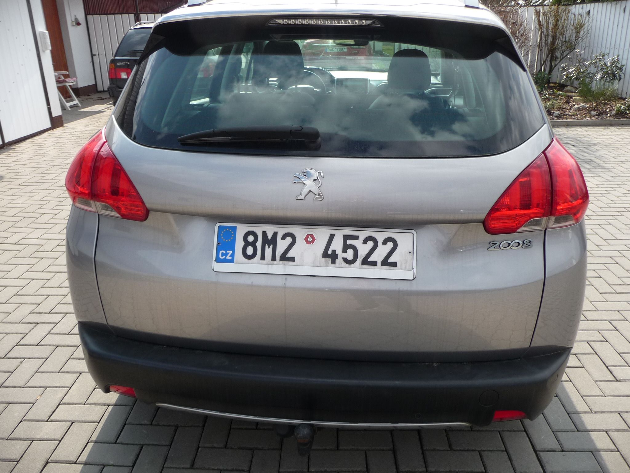 Peugeot 2008, 1,2 PureTech Allure sport - fotka 5