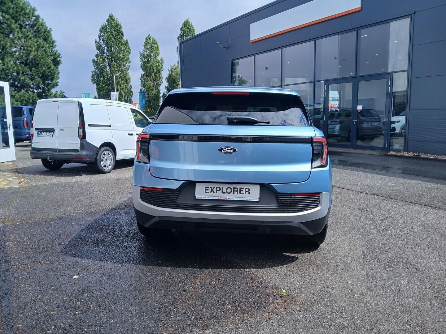 Ford Explorer, Elektrický  5D 77 kWh,0 PRODLO - fotka 4