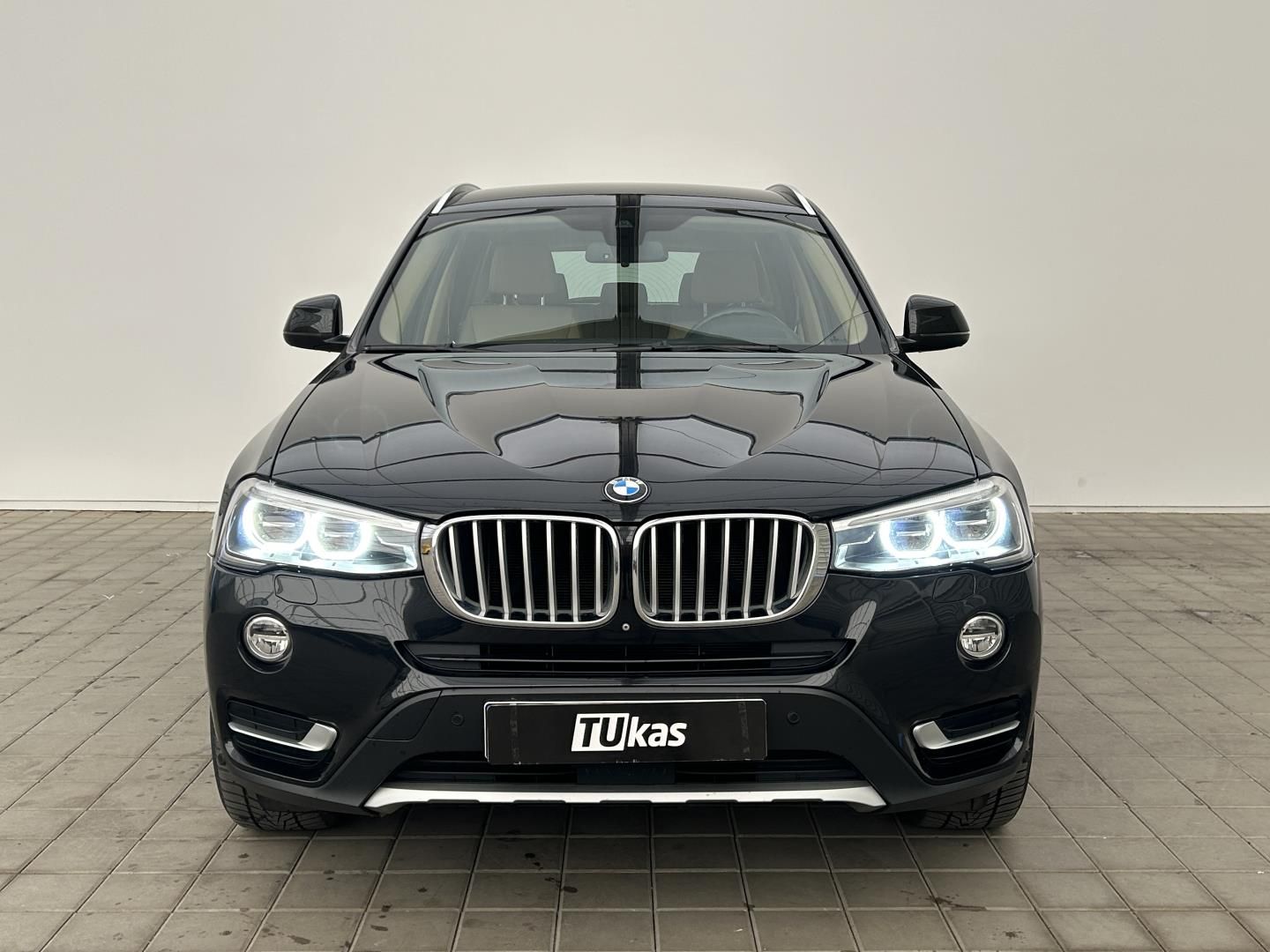 BMW X3, 2.0D 140kW 4x4  XLINE - fotka 2