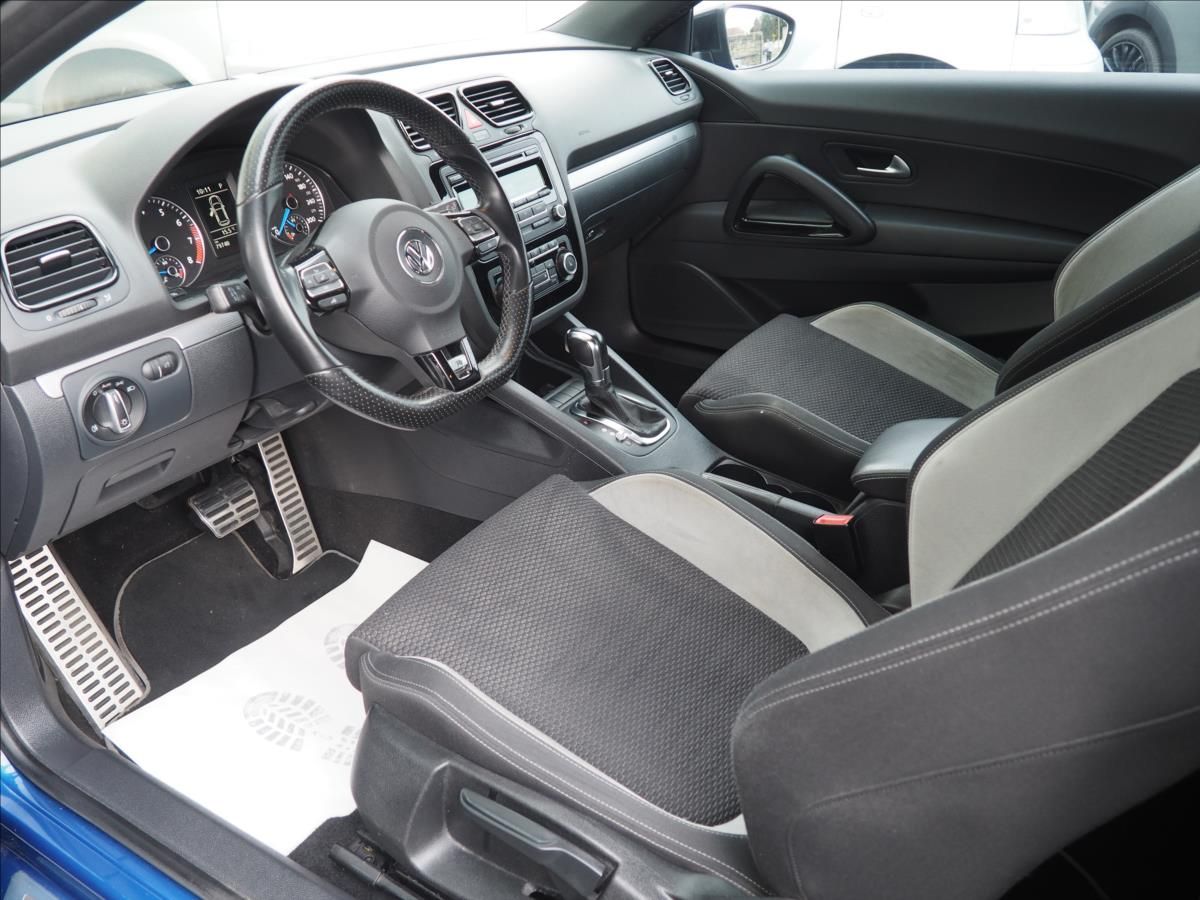 Volkswagen Scirocco, 2,0 TSI R BSR - fotka 5