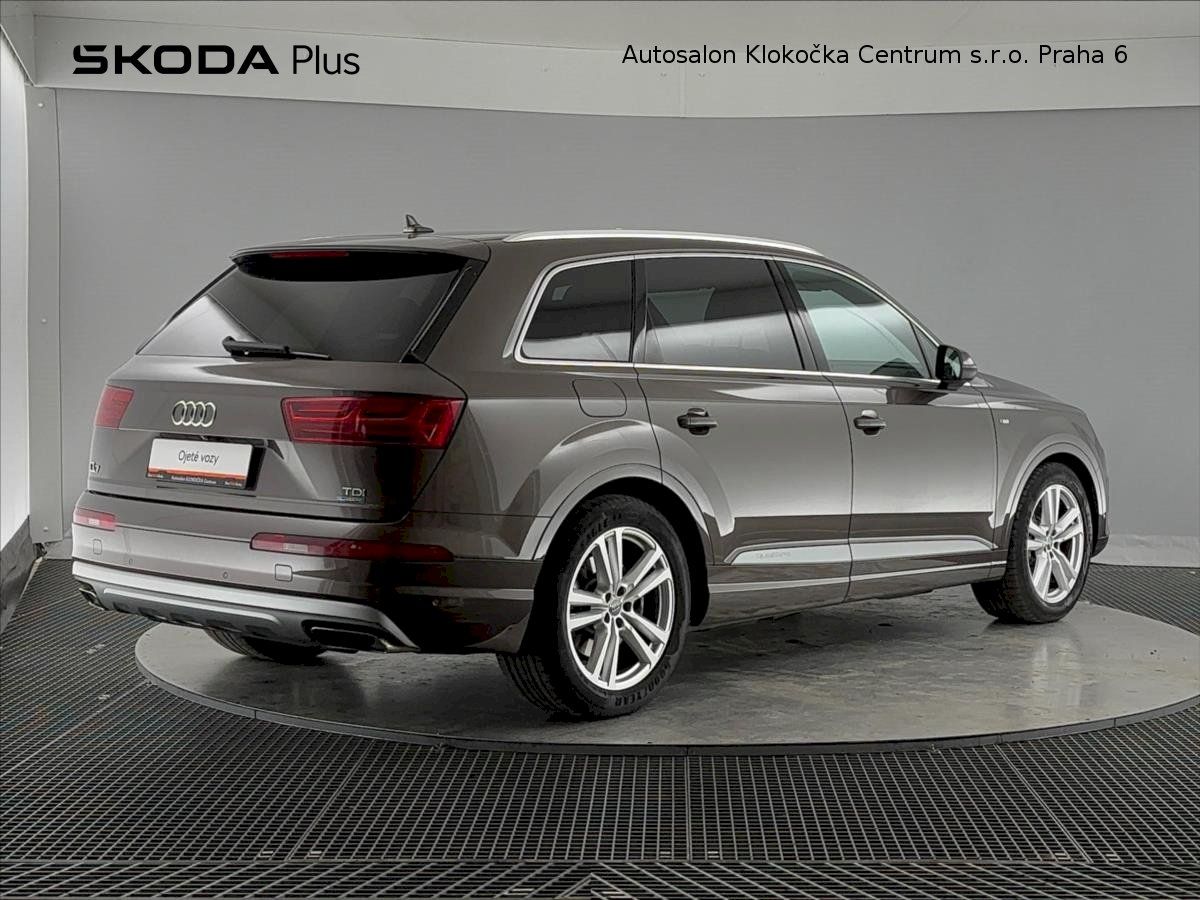 Audi Q7, TDI200 kW S-line Quattro 8TT - fotka 2