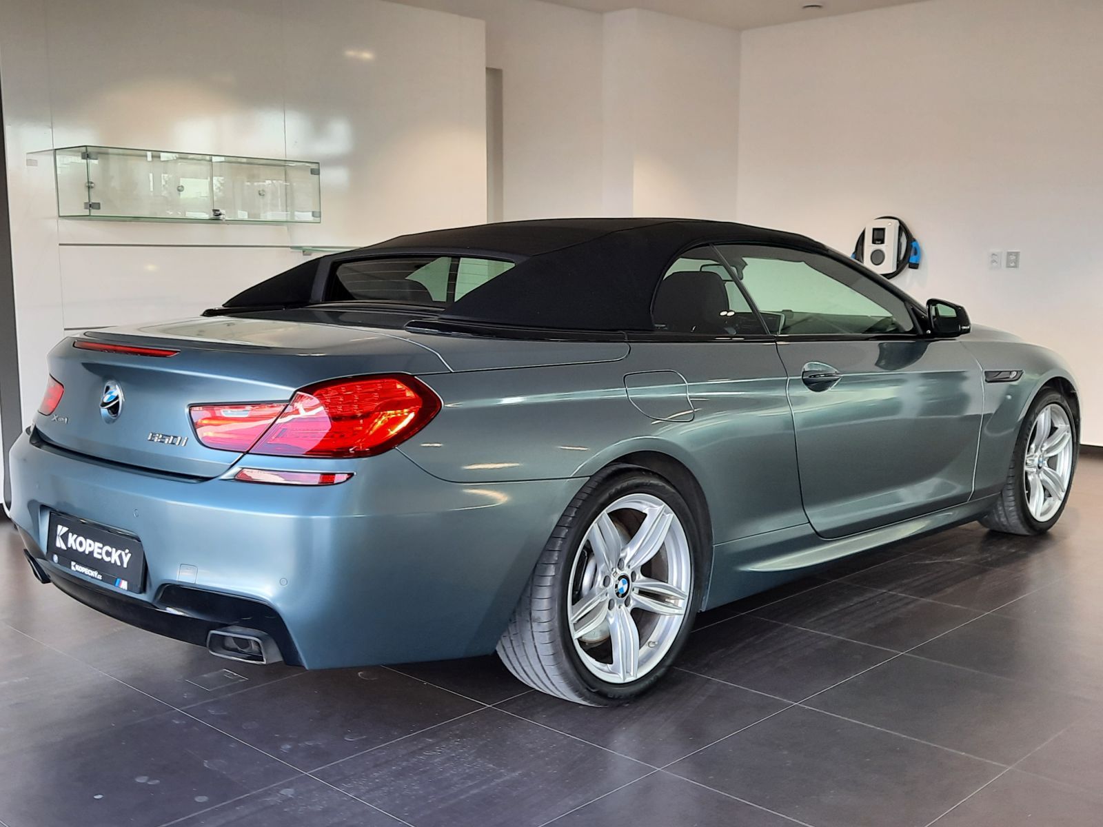 BMW Řada 6, 650i xDrive - fotka 6