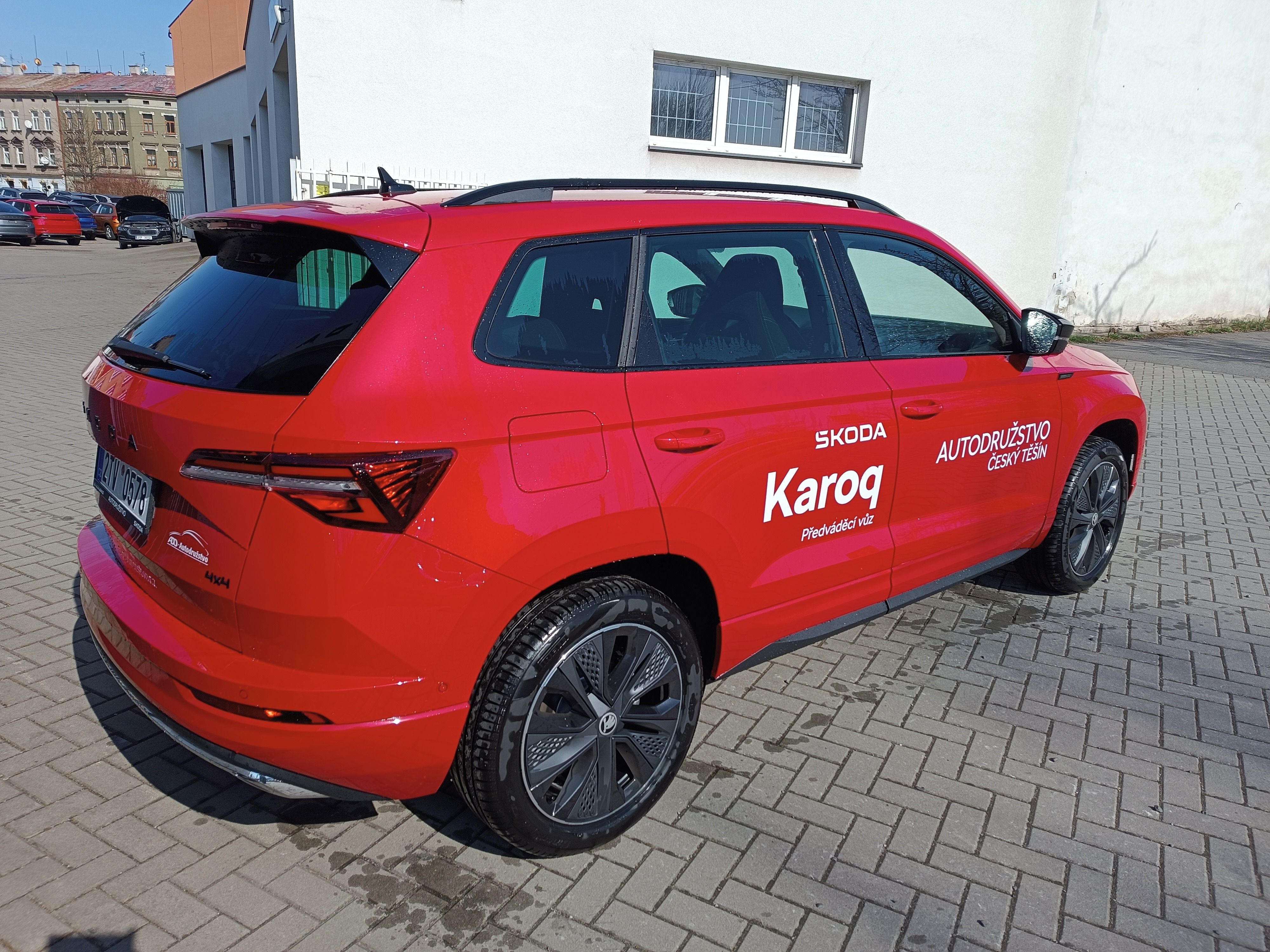 Škoda Karoq, Sportl. 2,0TDI 110Kw 7DSG 4x4 - fotka 3