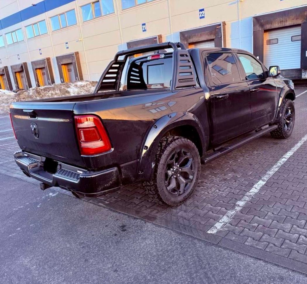 Dodge Ram 1500, 5.7L Long Horn Limited Edice - fotka 5