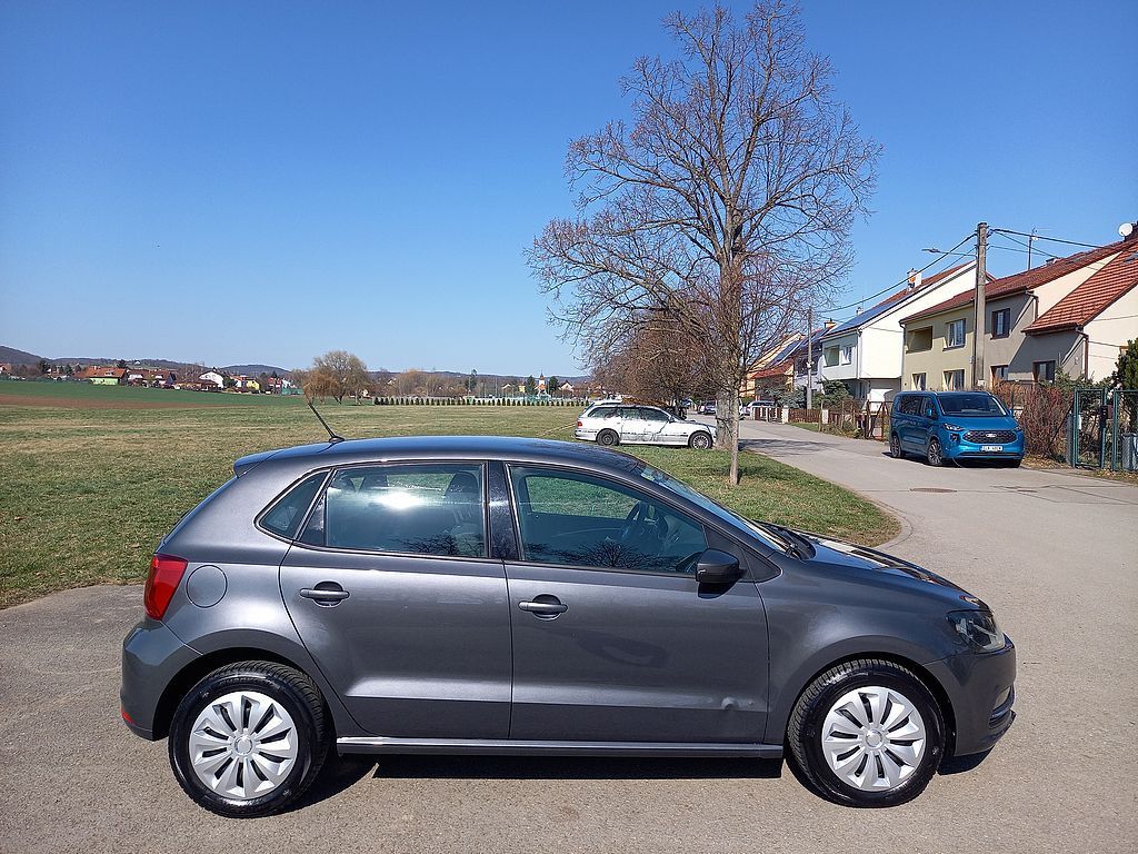 Volkswagen Polo, 1,2Tsi 66kw klima+Bez Koroze!! - fotka 6