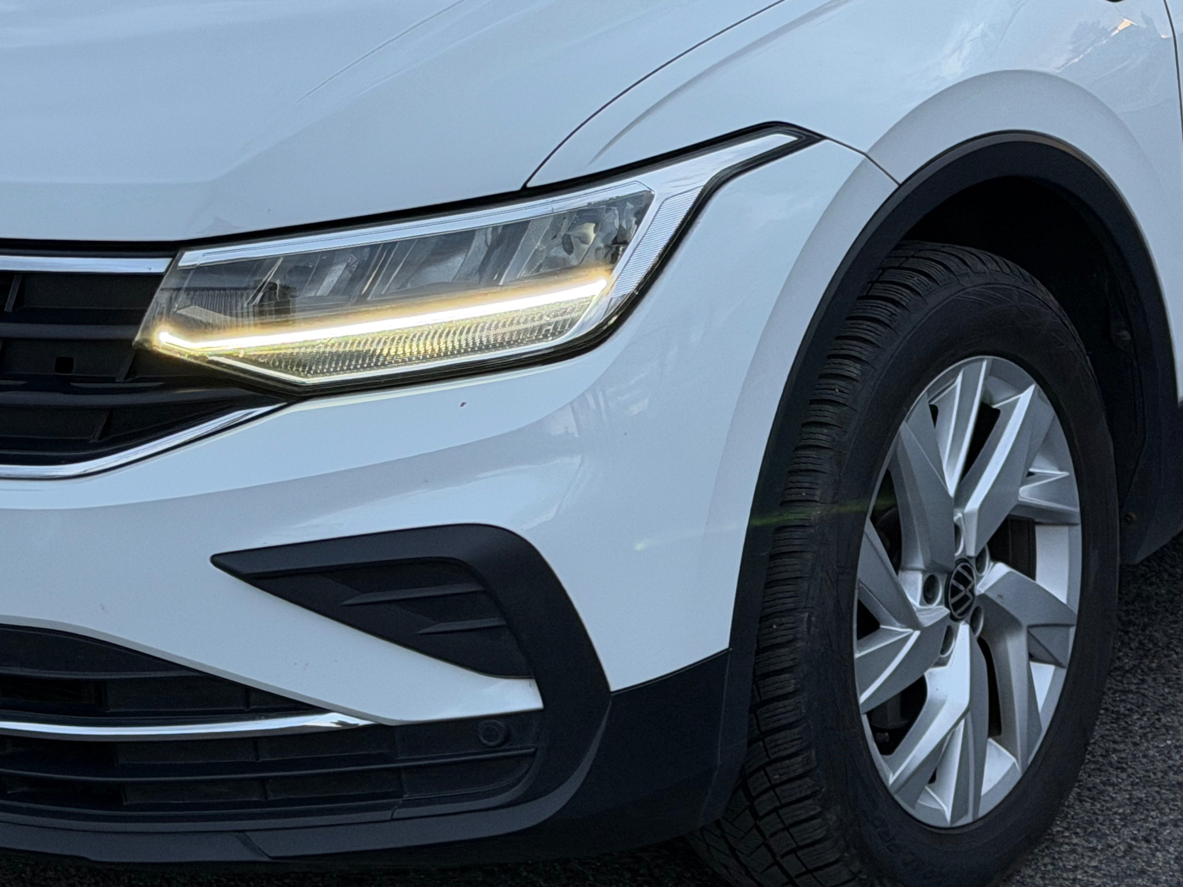 Volkswagen Tiguan, 2.0TDI-4X4-DSG-VIRTUAL!!!DPH!! - fotka 5