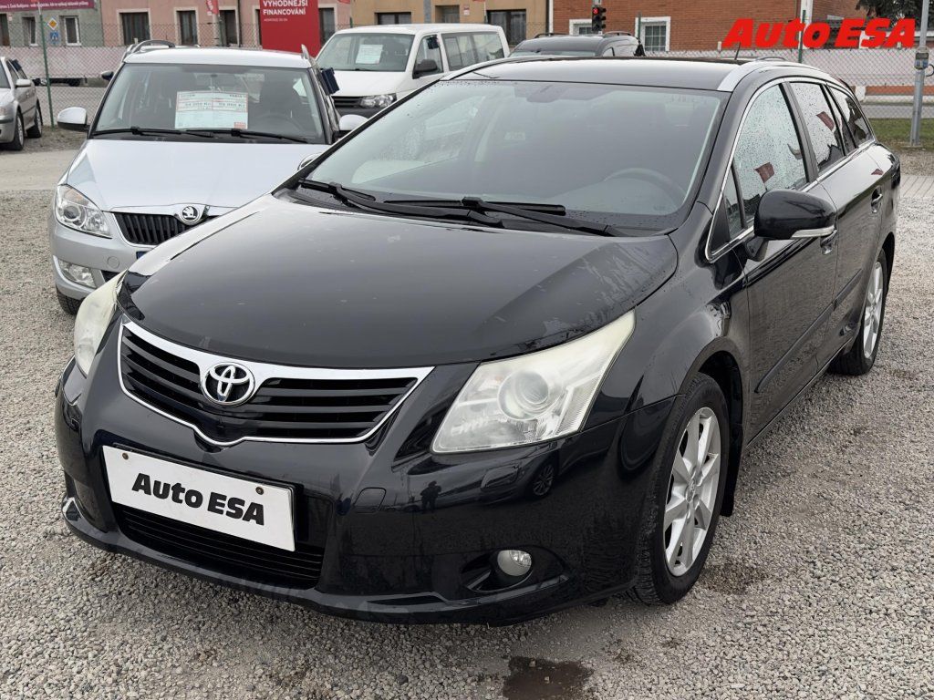Toyota Avensis, 2.0d,1.maj,ČR,Xenon,AC - fotka 3