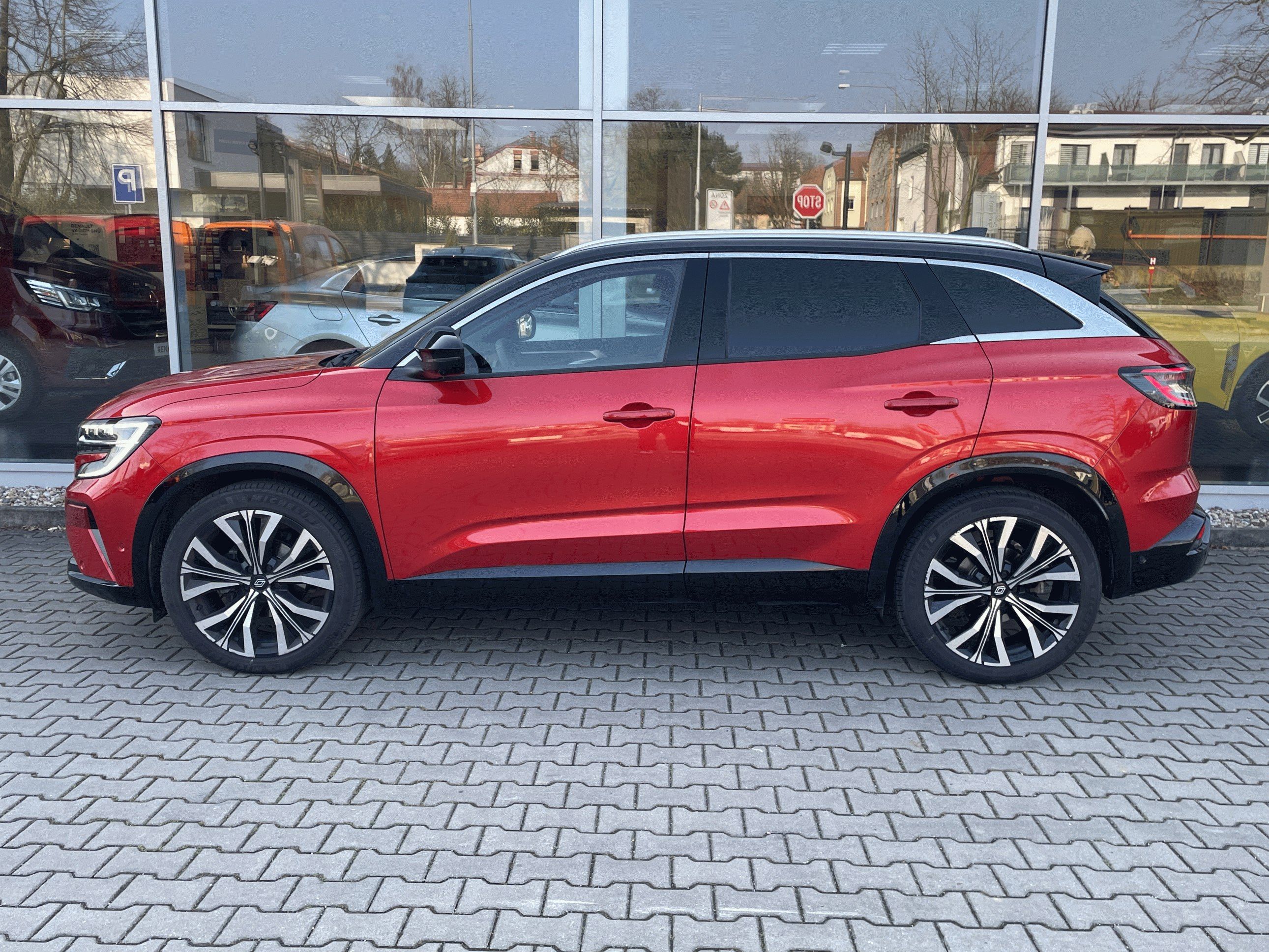 Renault Austral, mild hybrid 160 auto Iconic - fotka 4