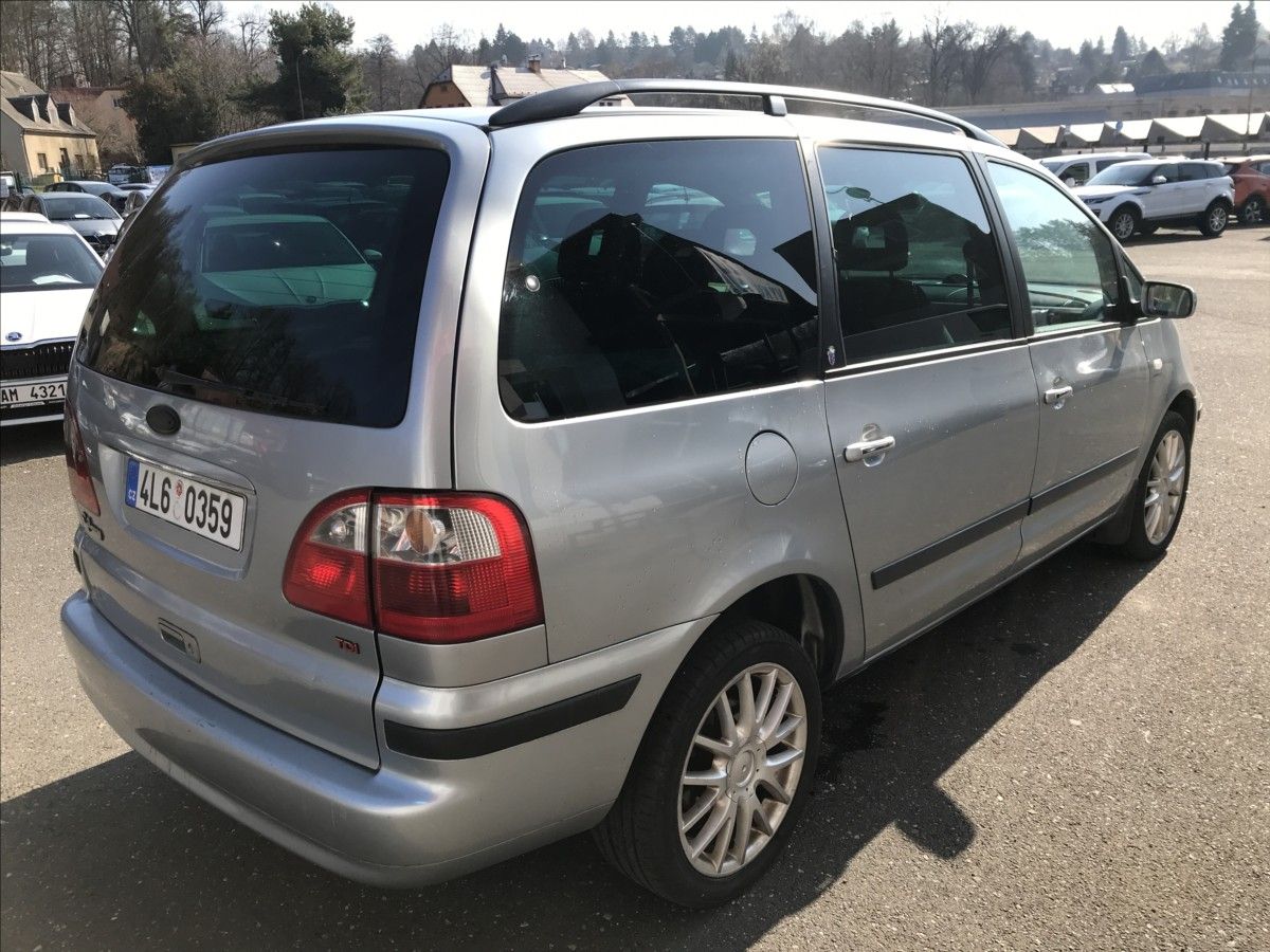 Ford Galaxy, 1,9 TDi 96kW 7míst - fotka 5