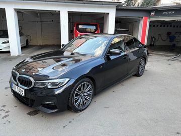 330d xDrive 210kW, Euro 6
