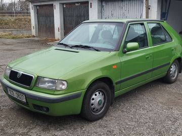 1,3 LXI Mystery GARÁŽOVANÁ