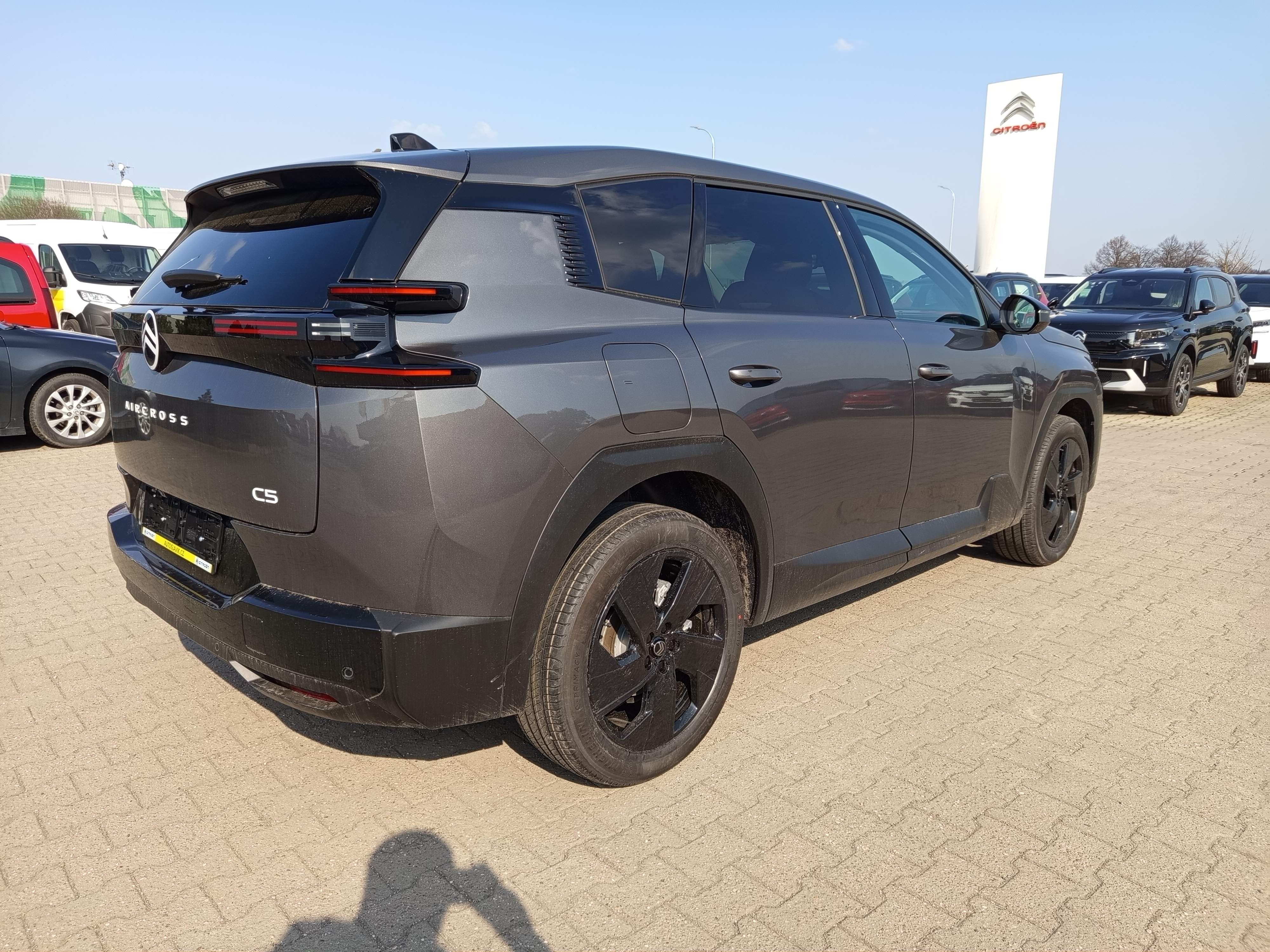 Citroën C5 Aircross, Plus Hybrid 145 Automatic - fotka 4