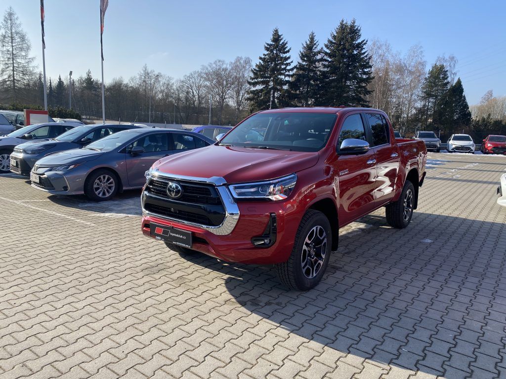 Toyota Hilux, 2,8 Diesel 6AT Executive - fotka 3