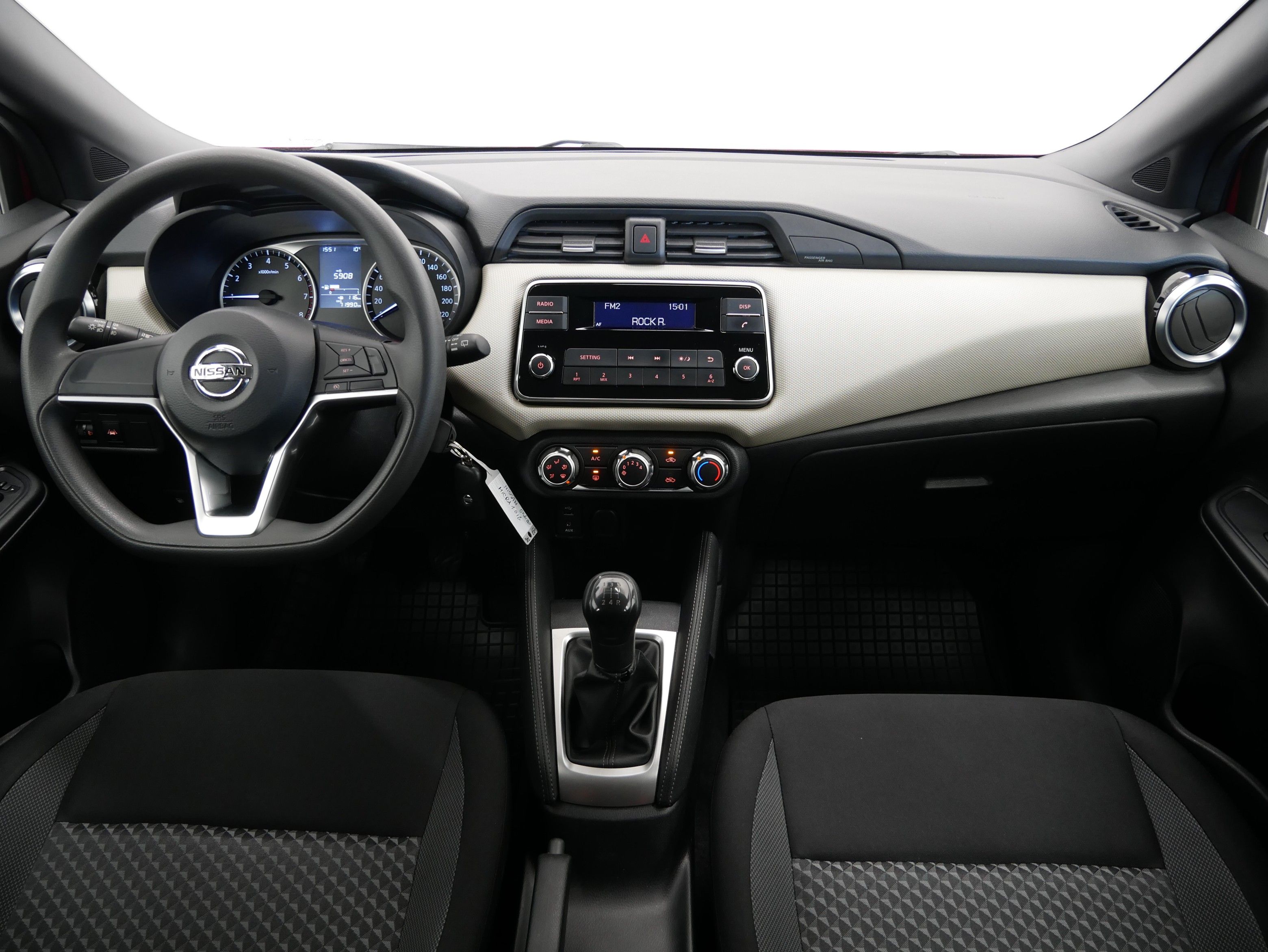 Nissan Micra, 1.0 IG 54 kW Visia Plus - fotka 5