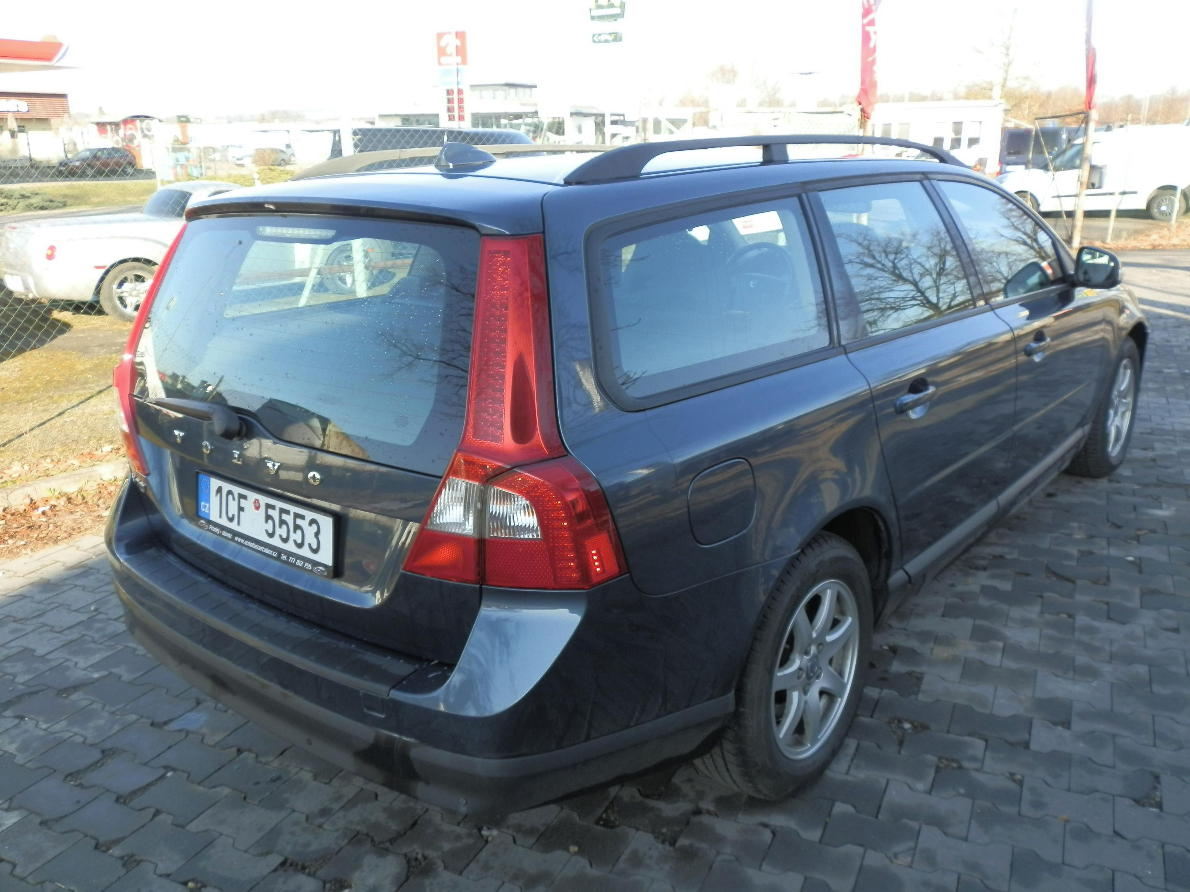 Volvo V70, 2,4 D5 - nové rozvody a oleje - fotka 4