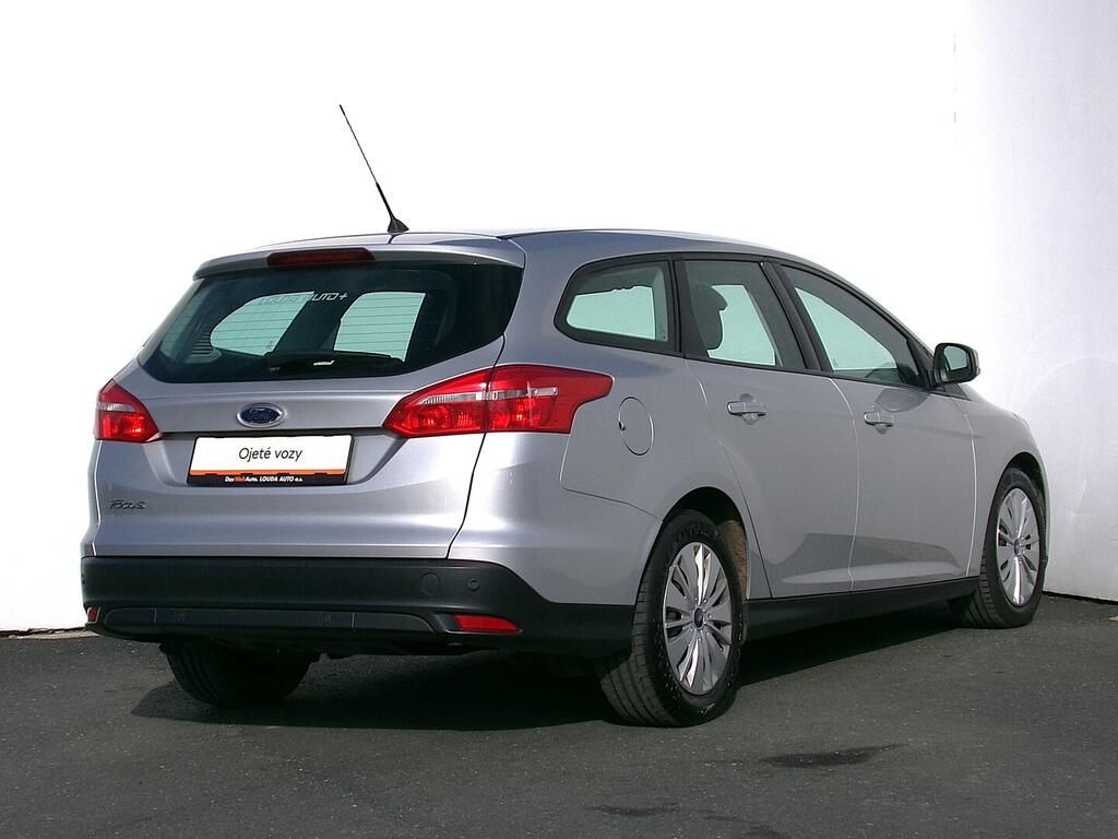 Ford Focus, 1.6 Tdci 70 kW - fotka 2