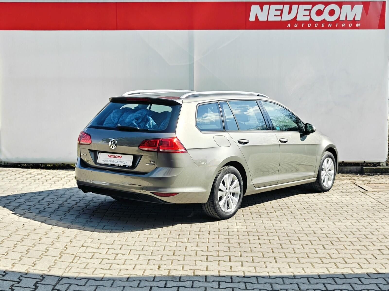 Volkswagen Golf, 1,2 TSI 77 kW Comfortline - fotka 2