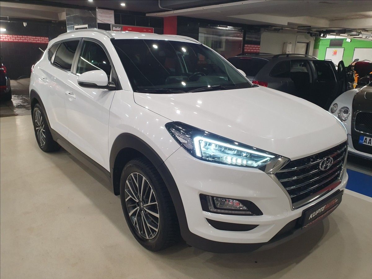 Hyundai Tucson, 1,6 CRDi 4x4 AUTOMAT - ČR - fotka 3